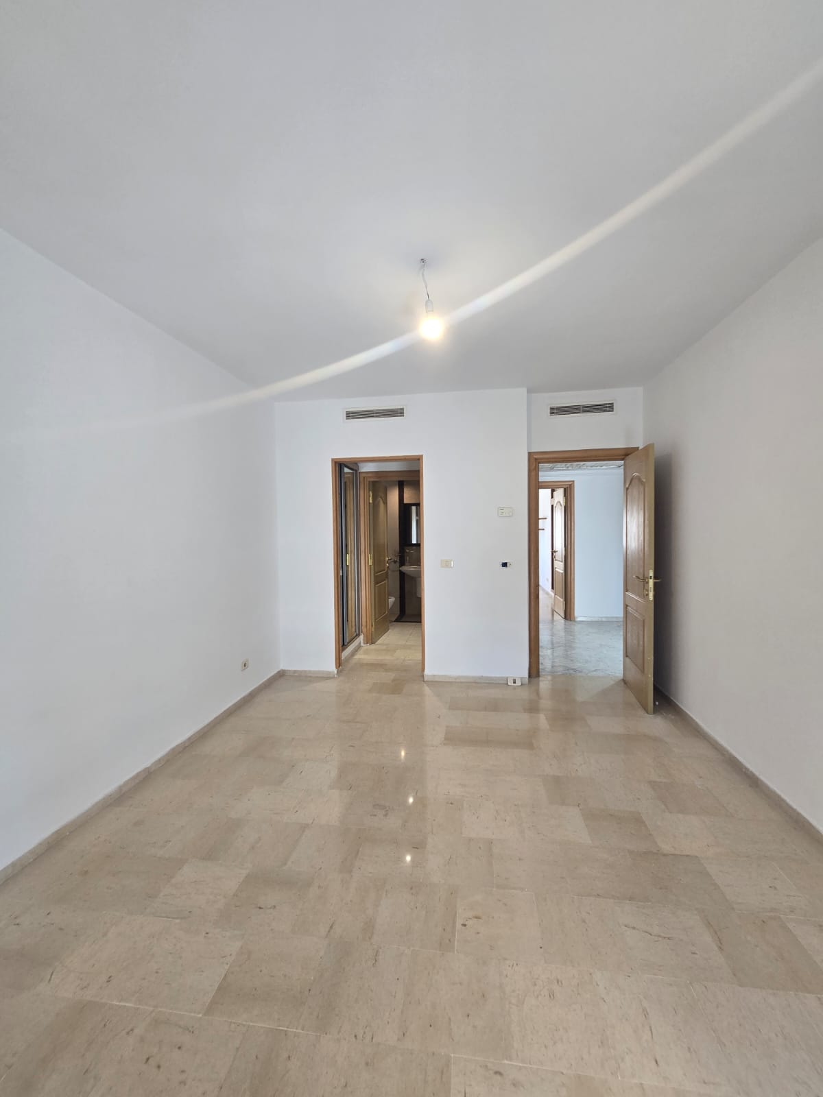 Sousse Jaouhara&nbsp;Sousse Khezama&nbsp;Vente&nbsp;Appart. 2 pi�ces&nbsp;Superbe appartement s3 haut standing