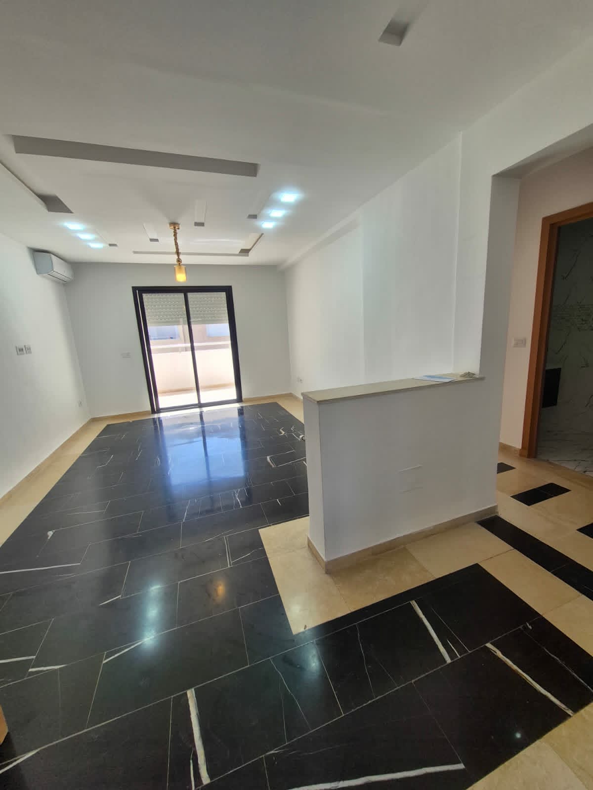 La Marsa&nbsp;El Aouina&nbsp;Vente&nbsp;Appart. 3 pi�ces&nbsp;Apprt s plus 2 � l'aouina