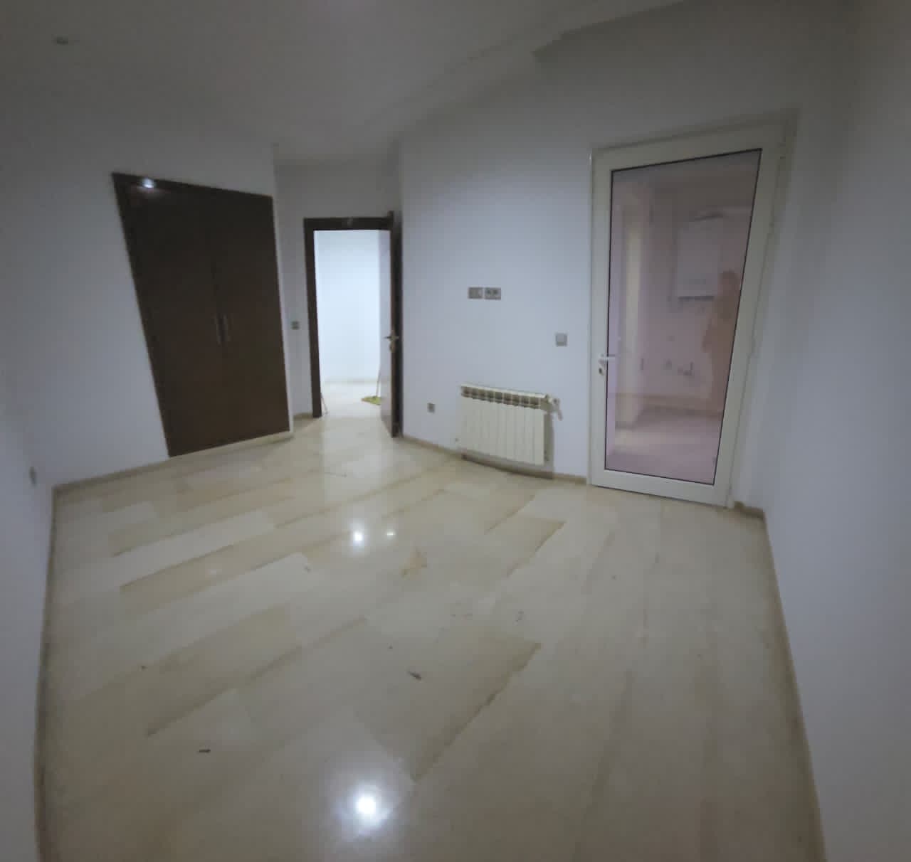 La Soukra&nbsp;La Soukra&nbsp;Location&nbsp;Appart. 2 pi�ces&nbsp;Apprt s  plus 1 � soukra