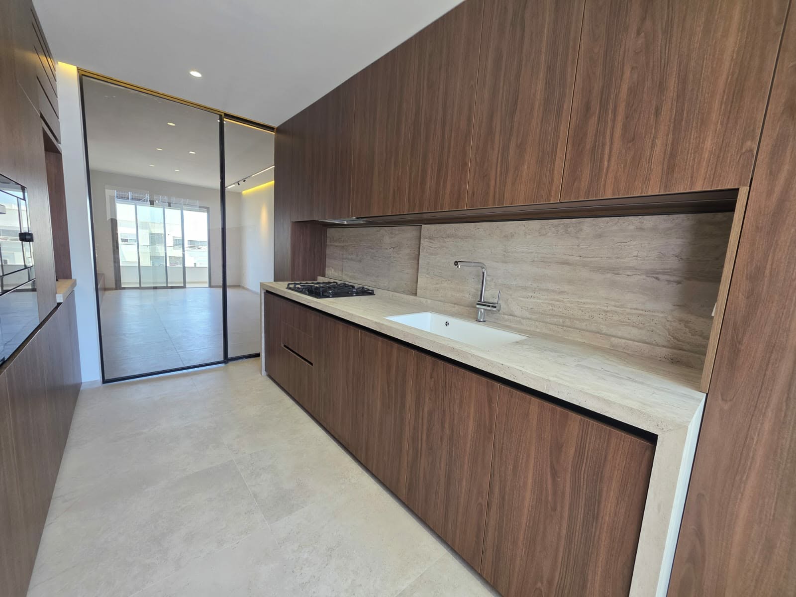 Ain Zaghouan&nbsp;Ain Zaghouan&nbsp;Location&nbsp;Appart. 3 pi�ces&nbsp;Apprt s2 jamais hanit� � ain zaghouane