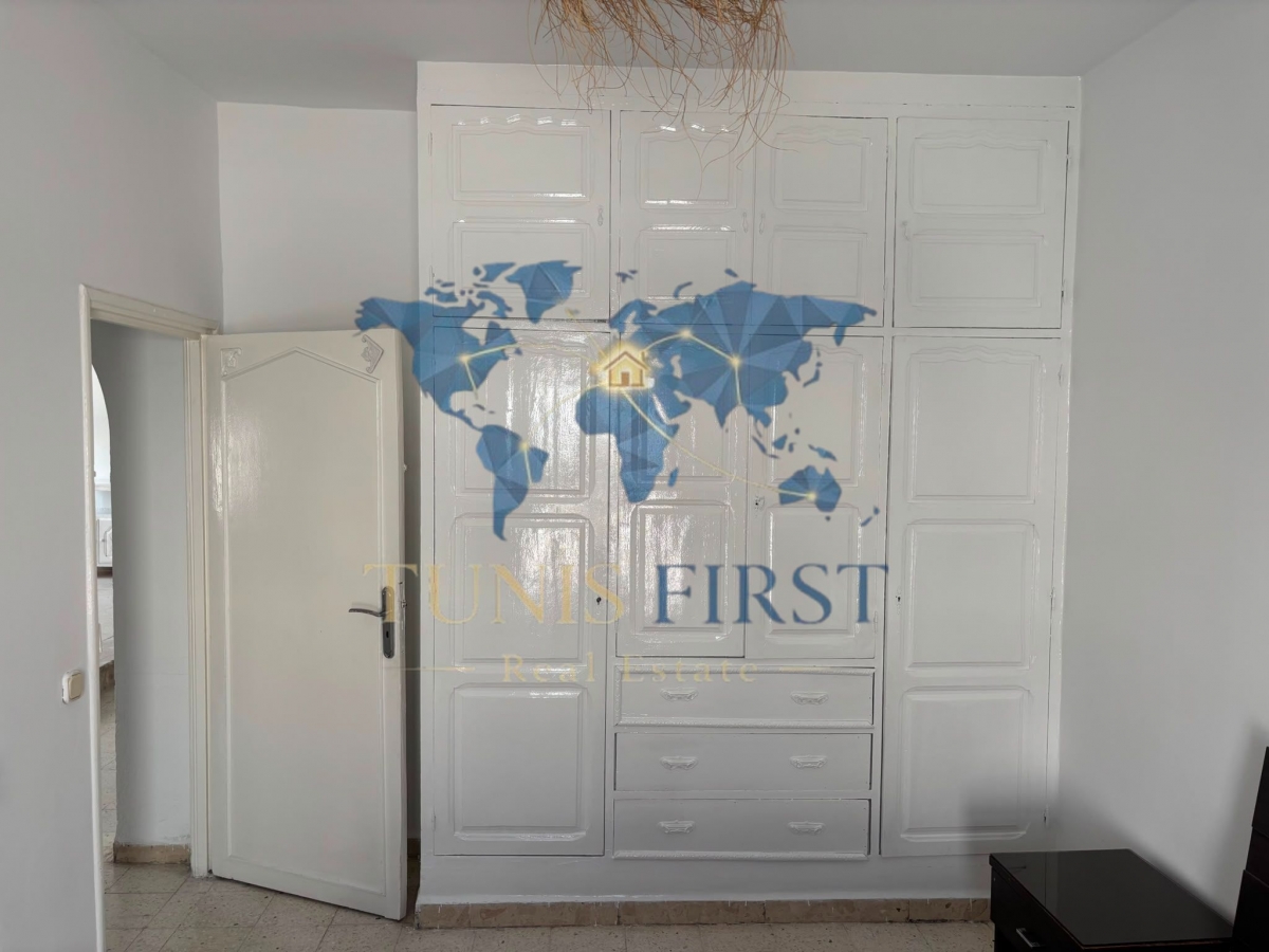 La Marsa&nbsp;Marsa Safsaf&nbsp;Location&nbsp;Appart. 4 pi�ces&nbsp;Etage villa s3 meubl� � la marsa