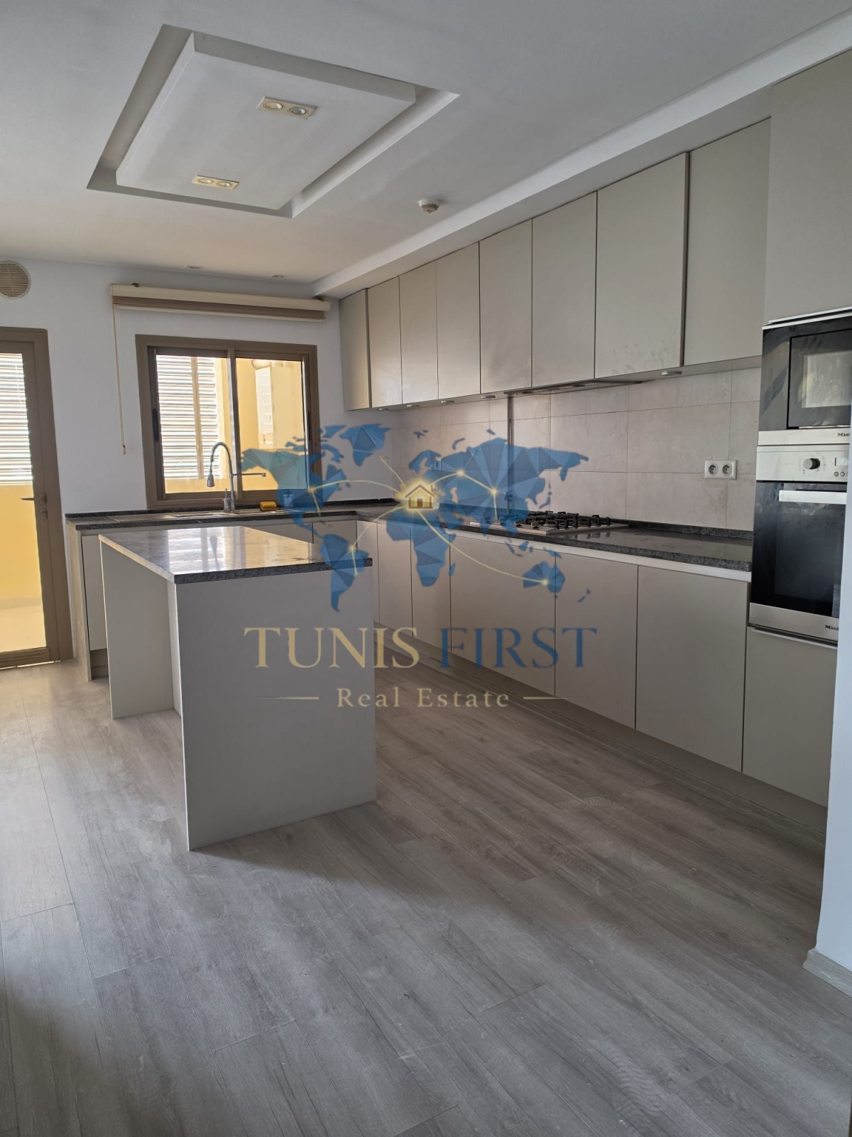 La Marsa&nbsp;Gammart&nbsp;Location&nbsp;Appart. 3 pi�ces&nbsp;Appartement s2 vue mer � gammarth