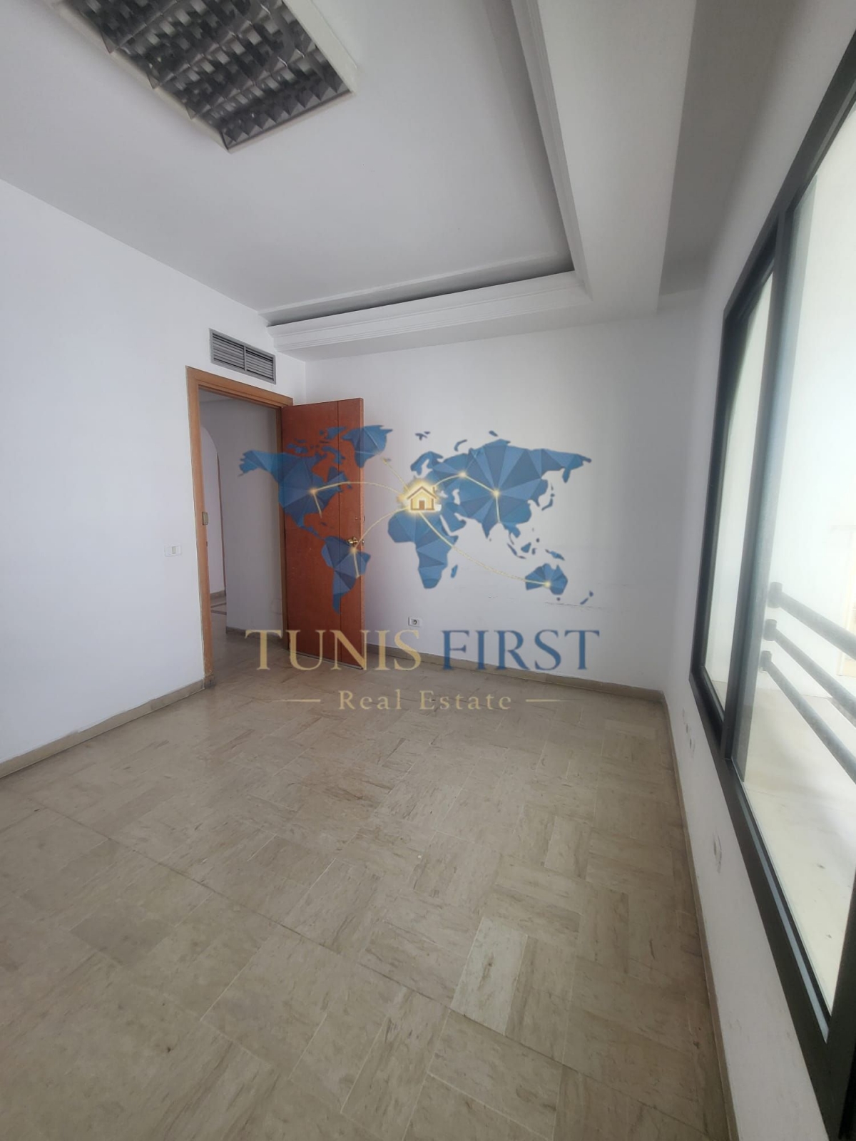 La Marsa&nbsp;Berge Du Lac&nbsp;Vente&nbsp;Appart. 4 pi�ces&nbsp;Appartement s4 aux berges du lac