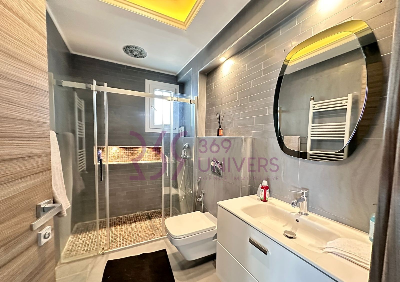 La Marsa&nbsp;Marsa Ennassim&nbsp;Location&nbsp;Appart. 3 pi�ces&nbsp;Appartement avec vue d�gag�e � la marsa ref ra183