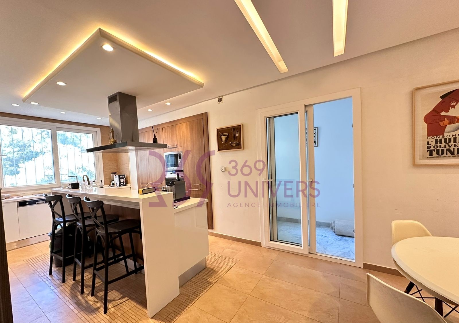 La Marsa&nbsp;Marsa Ennassim&nbsp;Location&nbsp;Appart. 3 pi�ces&nbsp;Appartement avec vue d�gag�e � la marsa ref ra183