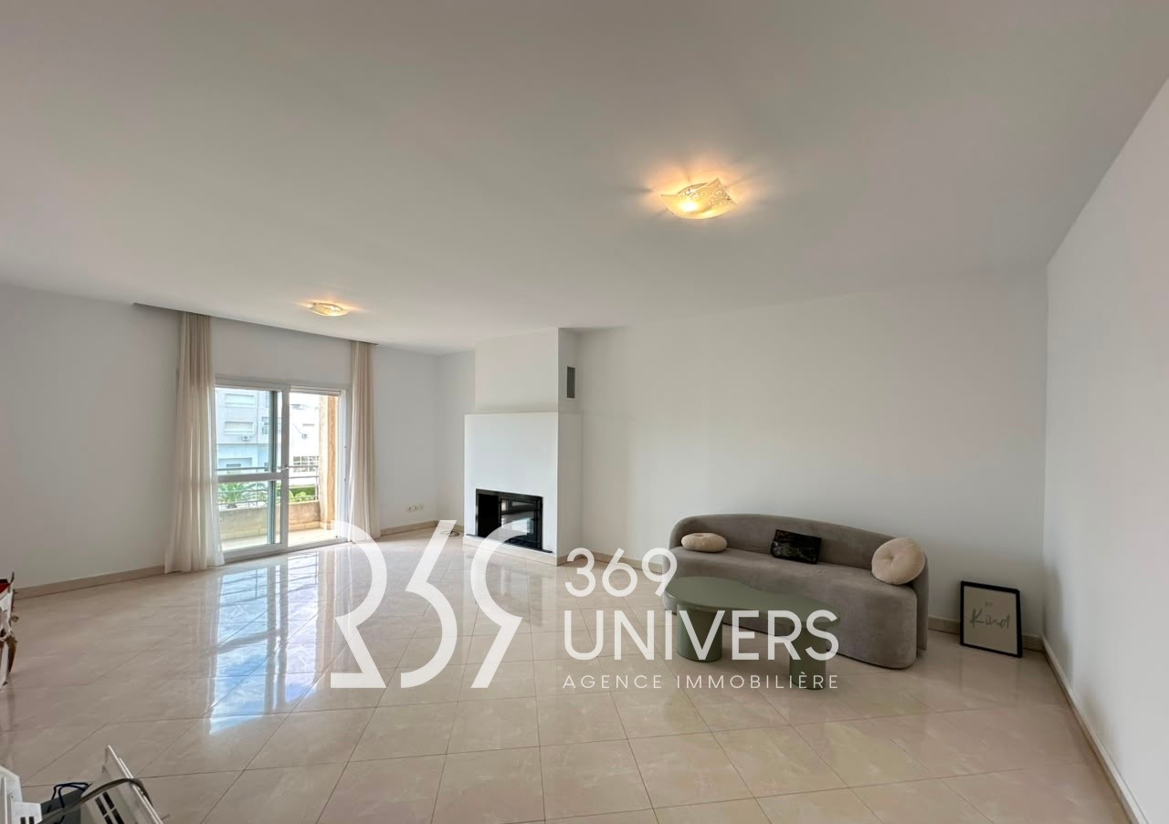 La Marsa&nbsp;Berge Du Lac&nbsp;Location&nbsp;Appart. 2 pi�ces&nbsp;Appart s2 avec balcon lac 2 ref ra188