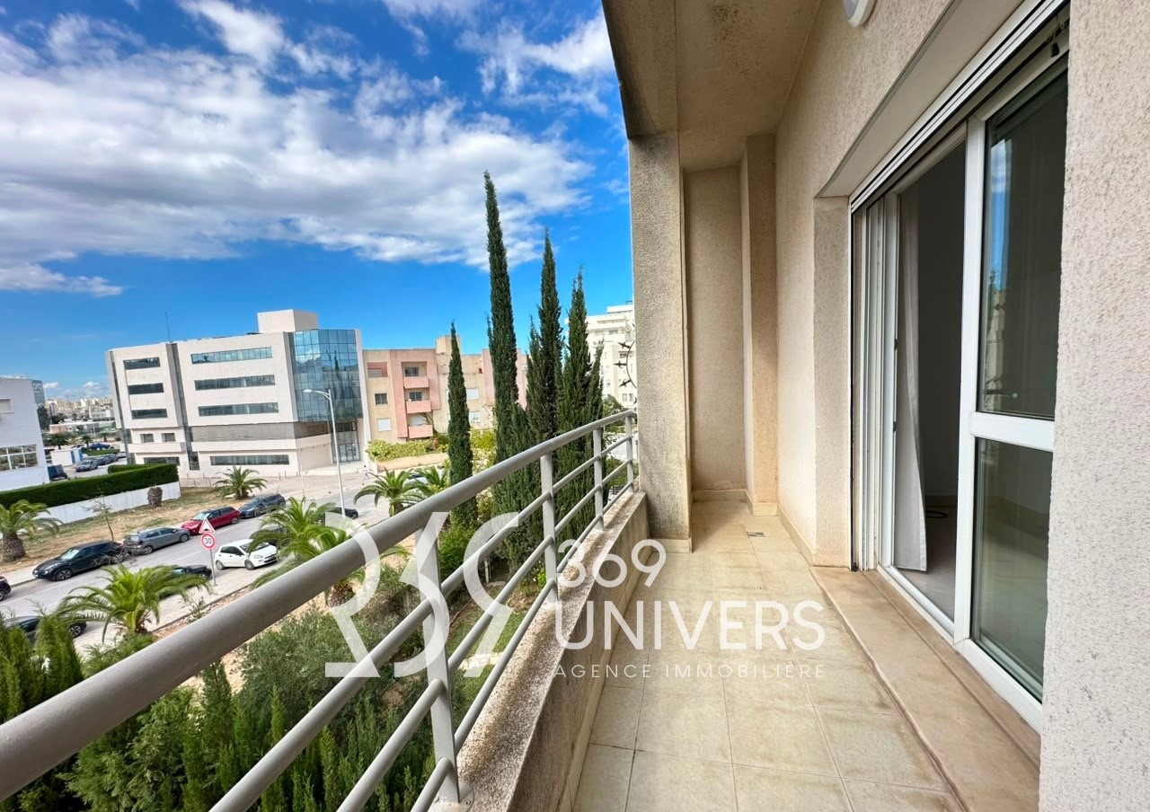 La Marsa&nbsp;Berge Du Lac&nbsp;Location&nbsp;Appart. 2 pi�ces&nbsp;Appart s2 avec balcon lac 2 ref ra188