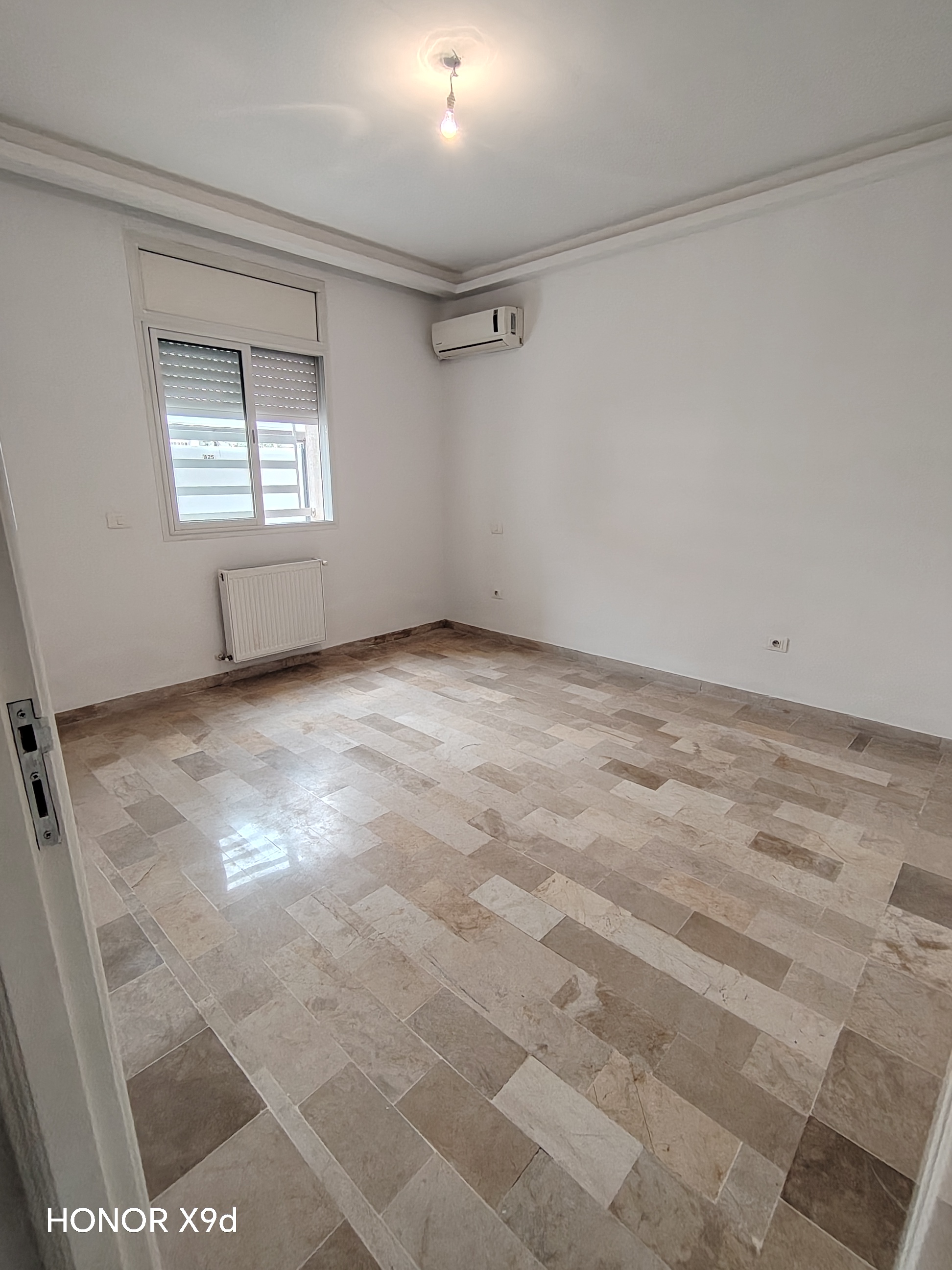 Hammam Chatt&nbsp;Borj Cedria&nbsp;Vente&nbsp;Appart. 2 pi�ces&nbsp;Appartement en rez de chauss�e en face de mg lfh