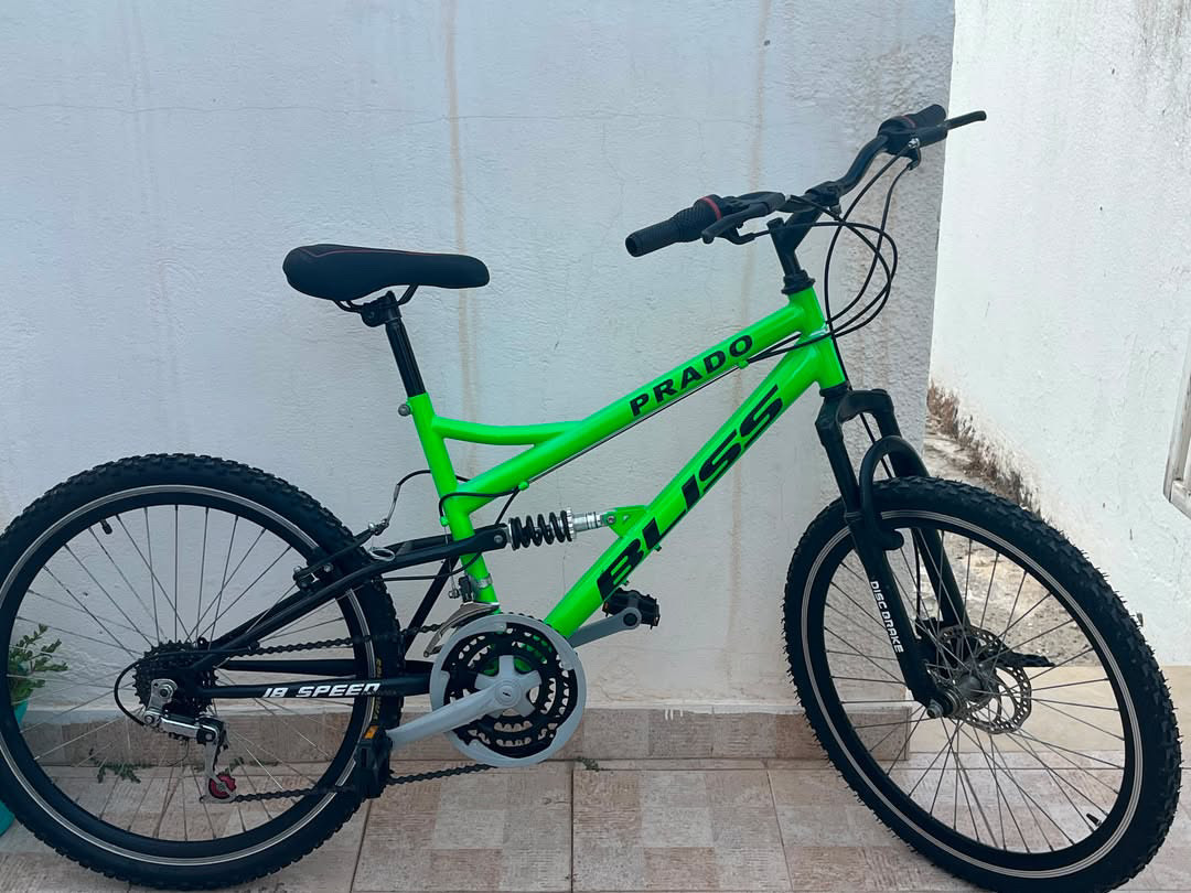 Ariana Ville&nbsp;El Menzah 6&nbsp;Autre&nbsp;Autre&nbsp;V�lo vtt prado bliss 18 pouces