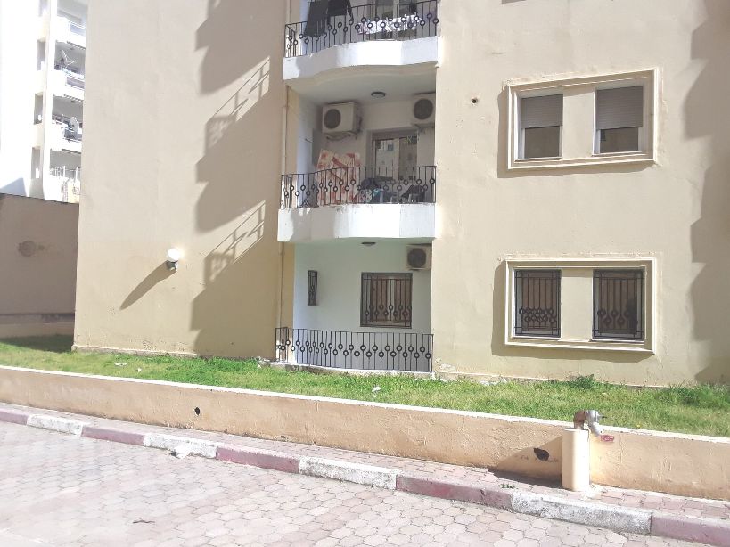 Ariana Ville&nbsp;El Menzah 7&nbsp;Vente&nbsp;Appart. 5 pi�ces+&nbsp;Appartement s4 salon 4 pi�ces au rdc