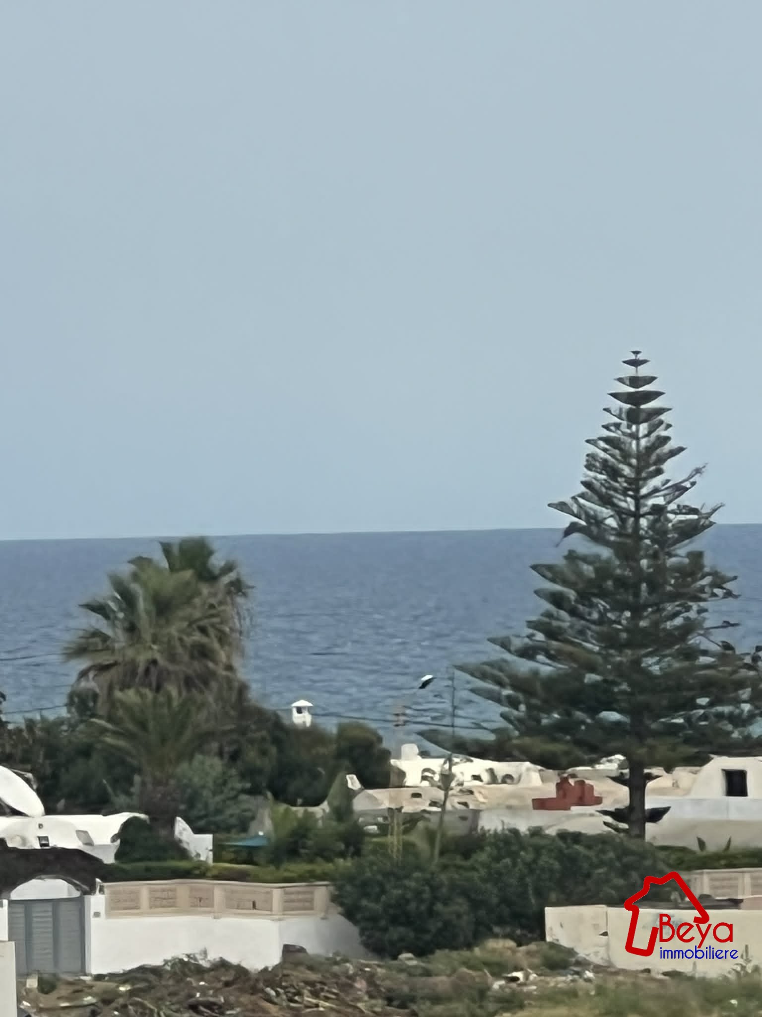 Beni Khiar&nbsp;El Maamoura&nbsp;Vente&nbsp;Maisons&nbsp;Une villa avec 3 appartements vva036