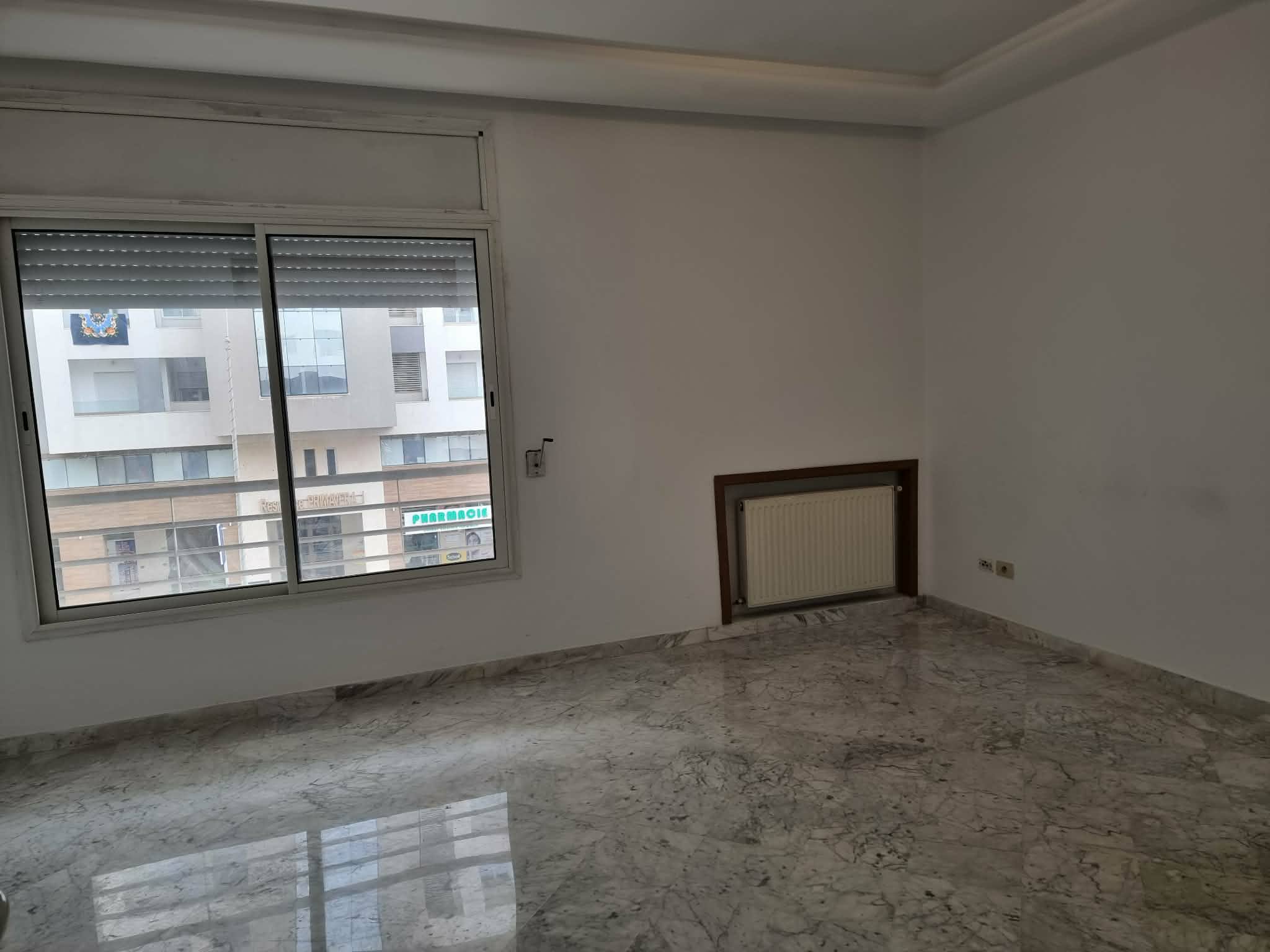 Ariana Ville&nbsp;Cite Ennasr 2&nbsp;Location&nbsp;Appart. 3 pi�ces&nbsp;S3  av hedi nouira ennasr 2