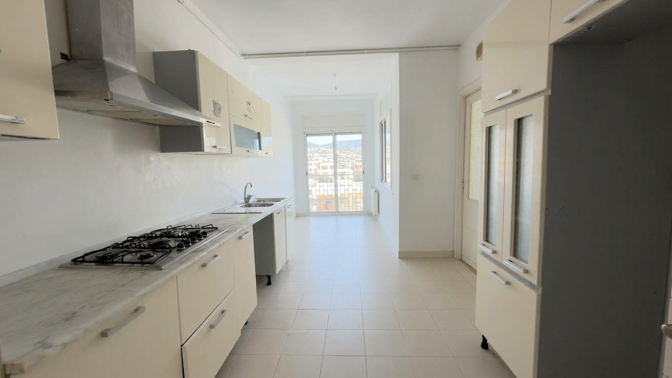 Ariana Ville&nbsp;Cite Ennasr 2&nbsp;Vente&nbsp;Appart. 3 pi�ces&nbsp;Appartement s3 de 145 m a cite ennasr