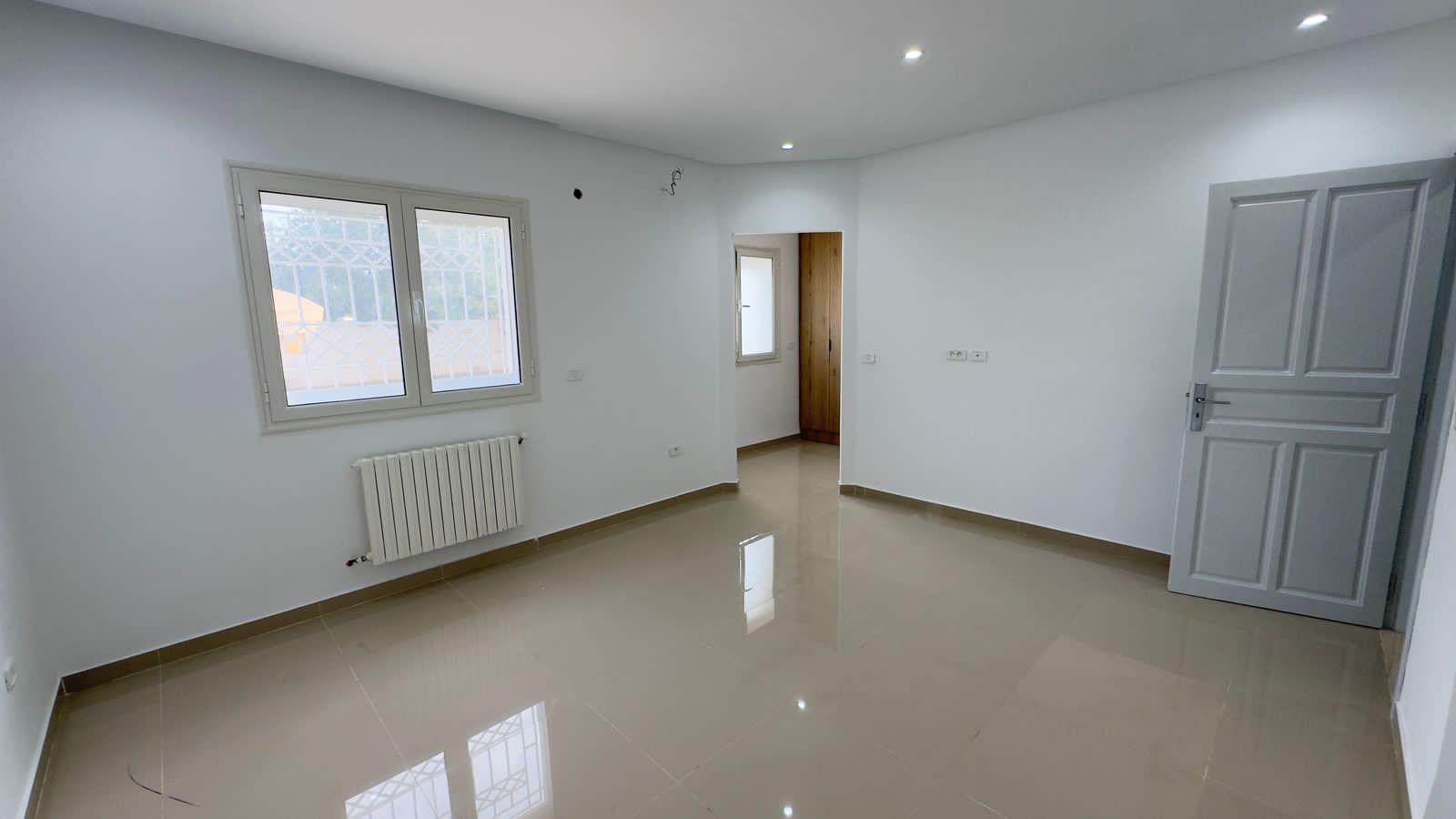 Ariana Ville&nbsp;Riadh Landlous&nbsp;Vente&nbsp;Appart. 3 pi�ces&nbsp;Appartement s3 riadh andalous