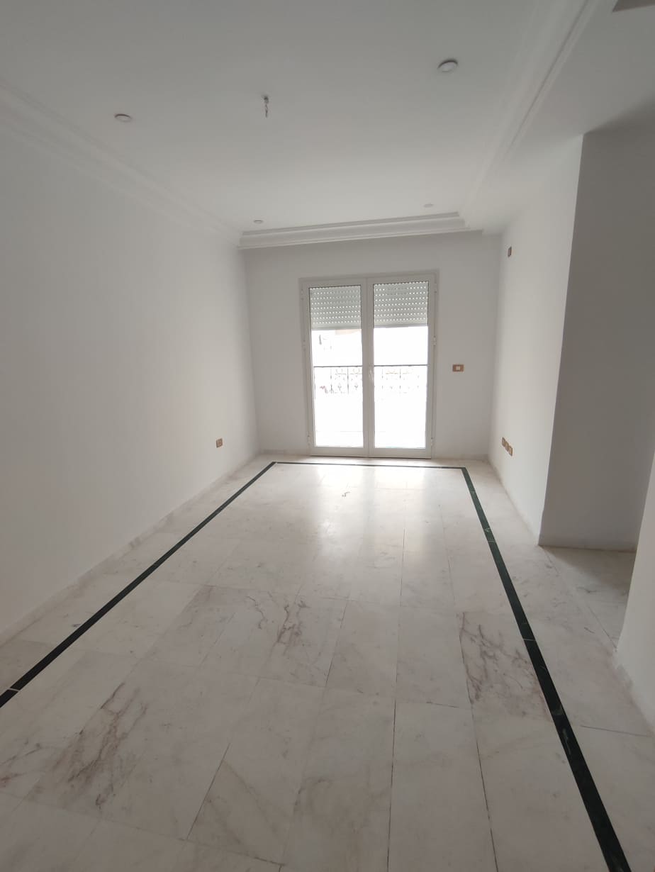 La Marsa&nbsp;El Aouina&nbsp;Location&nbsp;Appart. 1 pi�ce&nbsp;Spacieux appartement s1 cit� wahat l'aouina