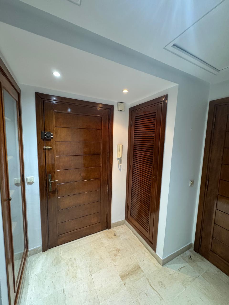 El Menzah&nbsp;El Menzah 9&nbsp;Location&nbsp;Appart. 2 pi�ces&nbsp;S plus 1 hst a el manzah 9a wb4535