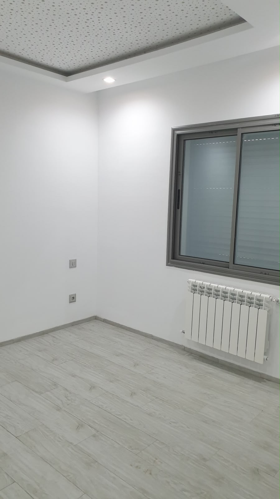 El Menzah&nbsp;El Menzah 9&nbsp;Location&nbsp;Appart. 2 pi�ces&nbsp;S plus 1 hst a el manzah 9c wb4545