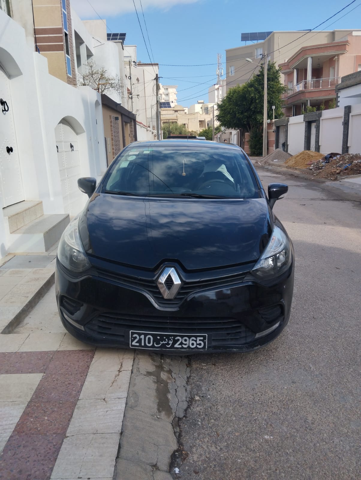Sousse Jaouhara&nbsp;Cite Sahloul&nbsp;Renault&nbsp;Clio&nbsp;Renault clio 4 une premi�re main d'origine