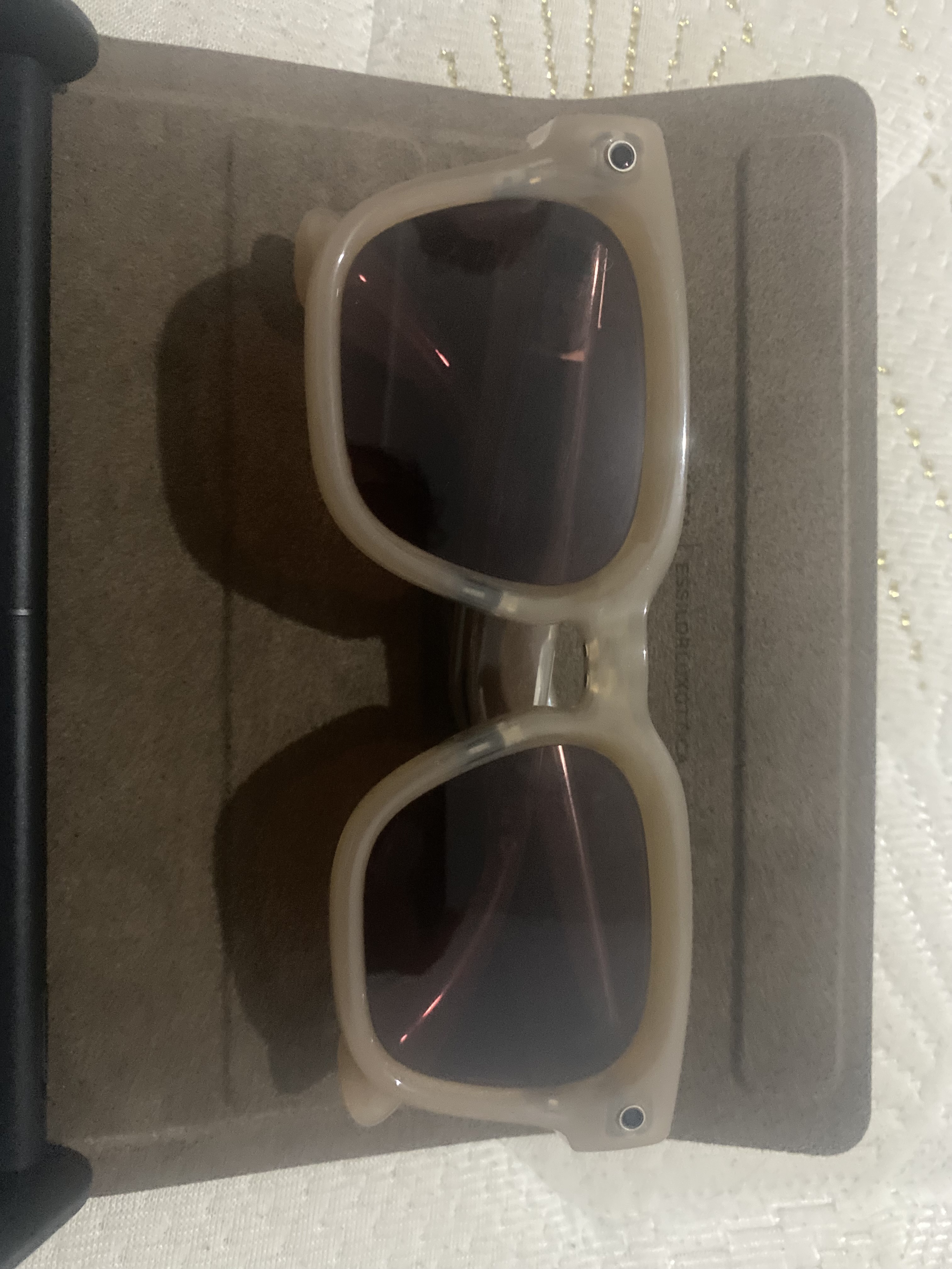 Ariana Ville&nbsp;Ariana&nbsp;Autre&nbsp;Autre&nbsp;Meta ia sunglasses