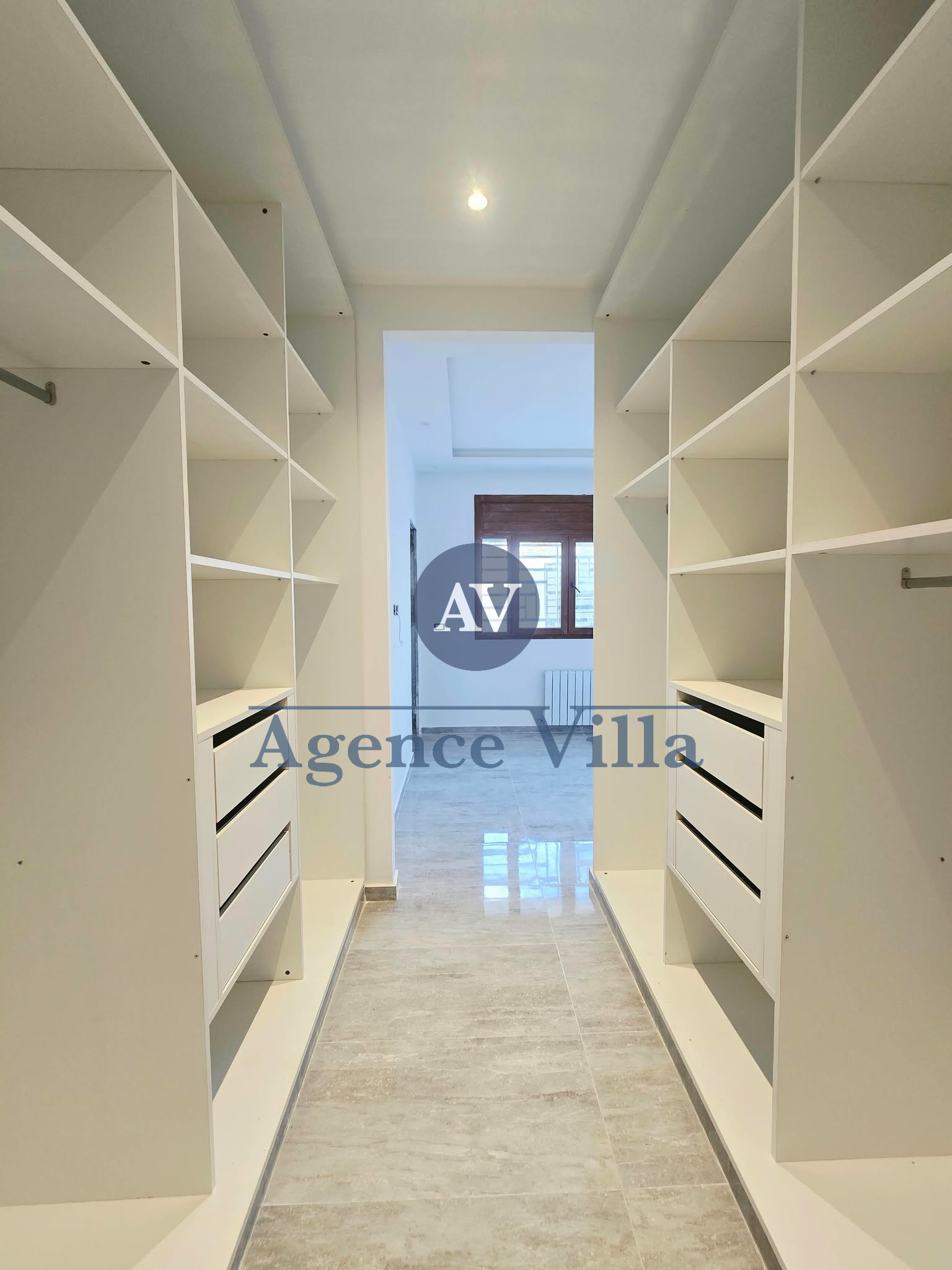 La Soukra&nbsp;La Soukra&nbsp;Location&nbsp;Maisons&nbsp;Villa neuve avec piscine � la souukra