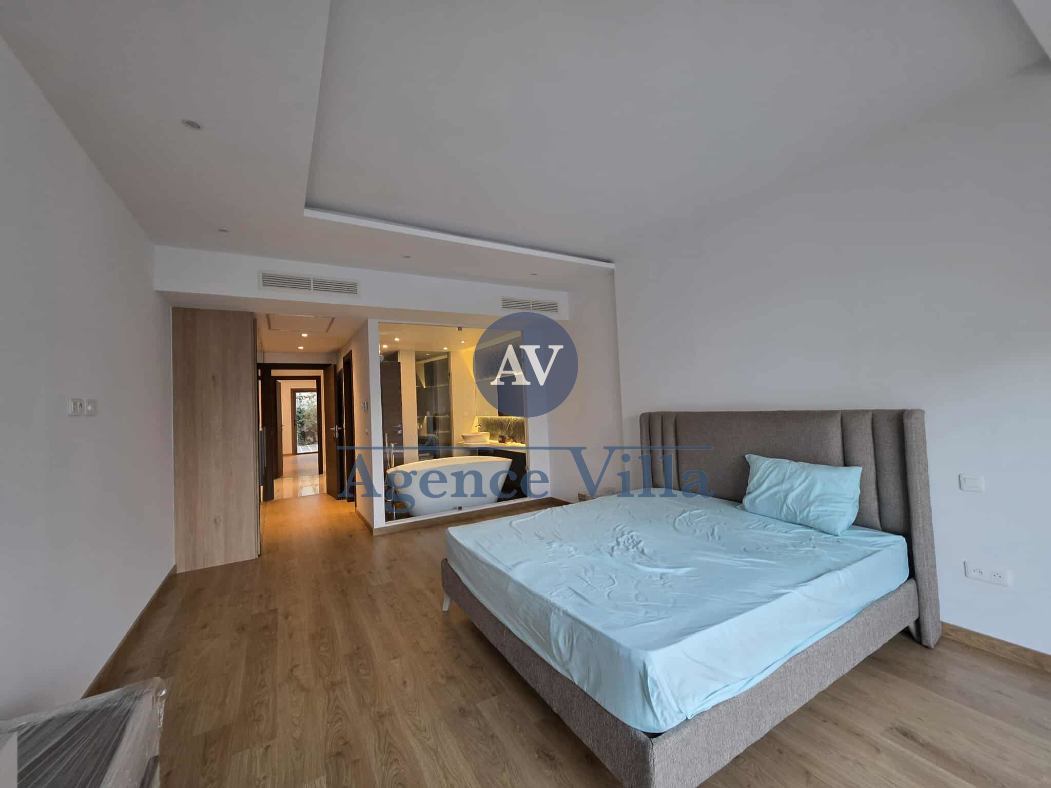 La Marsa&nbsp;Gammart&nbsp;Location&nbsp;Appart. 4 pi�ces&nbsp;Appartement meubl� avec piscine � gammarth