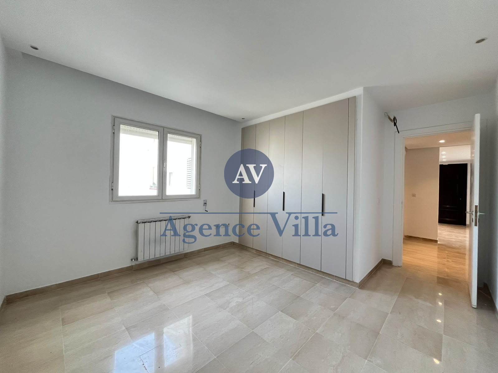 La Marsa&nbsp;Berge Du Lac&nbsp;Location&nbsp;Appart. 4 pi�ces&nbsp;Appartement s3 au lac