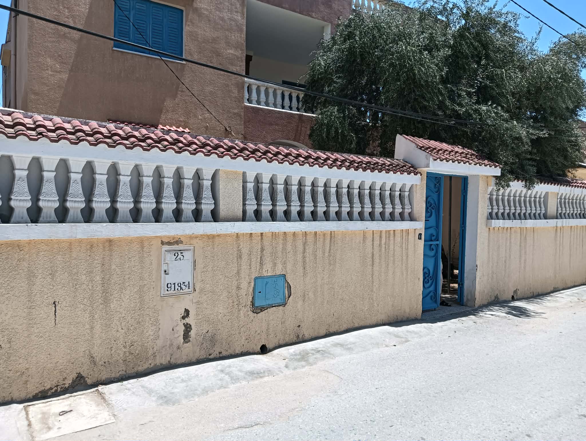 La Soukra&nbsp;Dar Fadhal&nbsp;Location&nbsp;Maisons&nbsp;Un vaste �tage de villa � dar fadhal