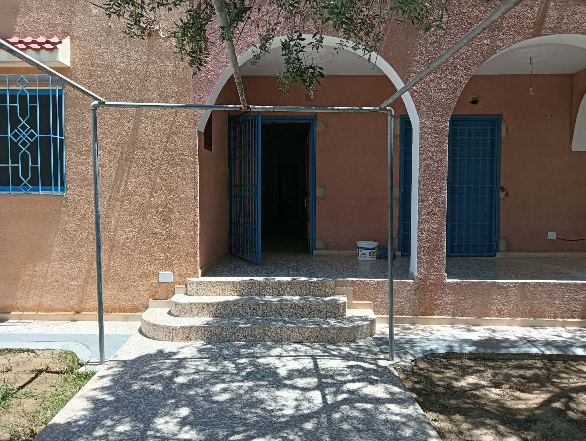 La Soukra&nbsp;Dar Fadhal&nbsp;Location&nbsp;Maisons&nbsp;Un vaste �tage de villa � dar fadhal