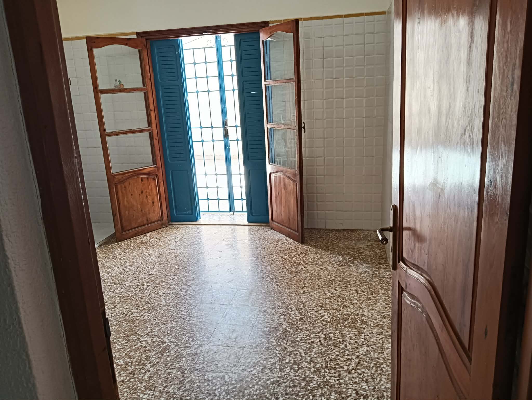 La Soukra&nbsp;Dar Fadhal&nbsp;Location&nbsp;Maisons&nbsp;Un vaste �tage de villa � dar fadhal