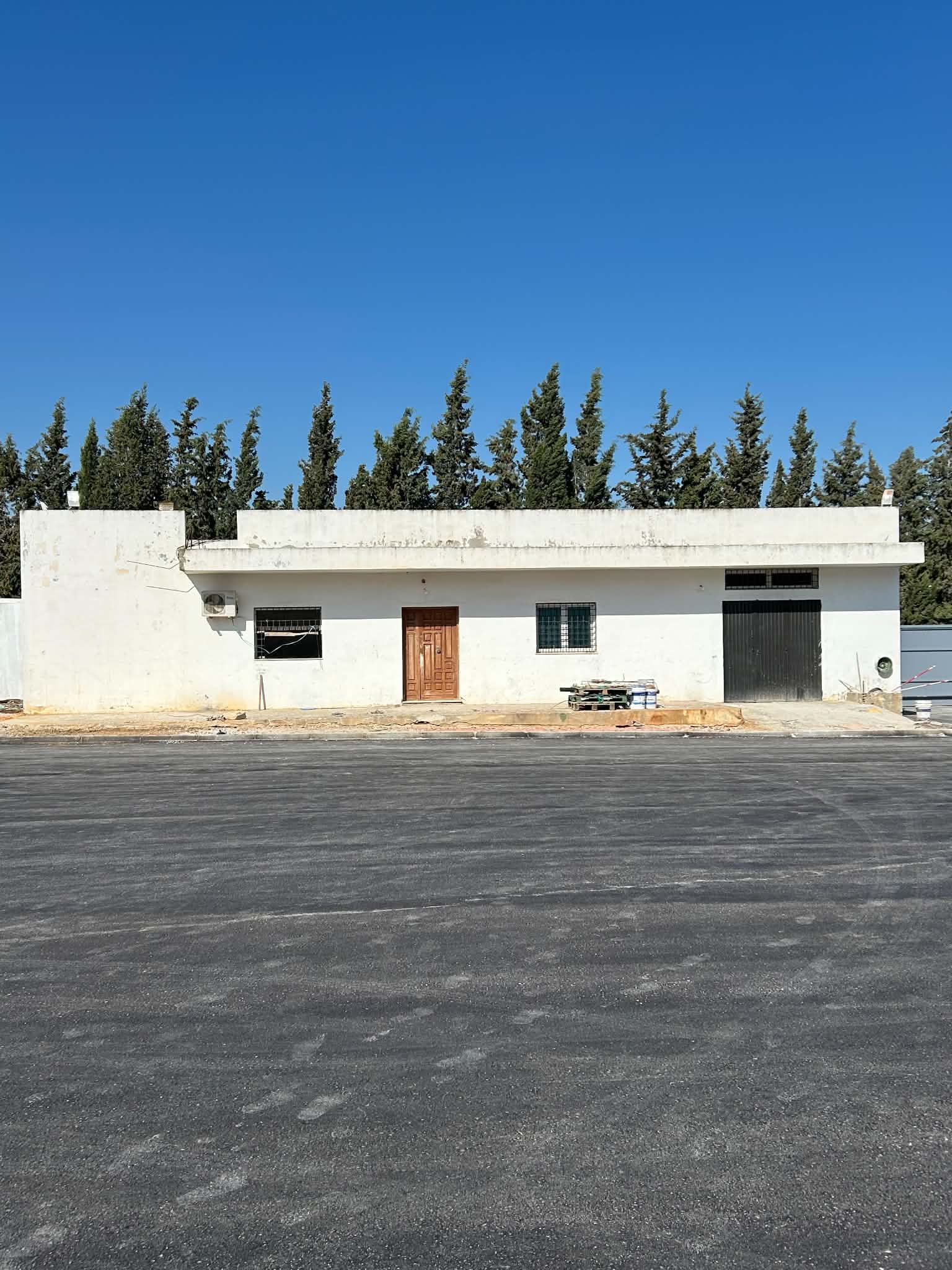 Ben Arous&nbsp;Ben Arous Sud&nbsp;Location&nbsp;Surfaces&nbsp;Tun sud 2226 sur 5000 m2l261002