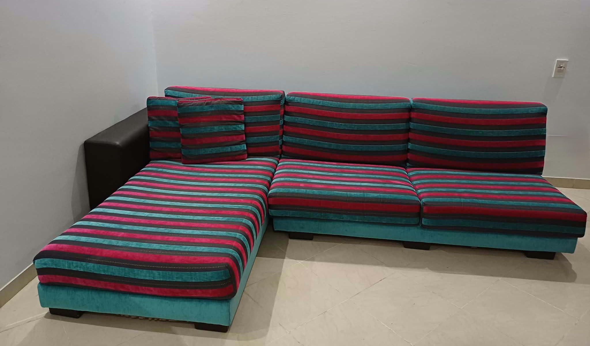 La Soukra&nbsp;Dar Fadhal&nbsp;Salon - Salle � manger &nbsp;Salons&nbsp;Salon de coin moderne