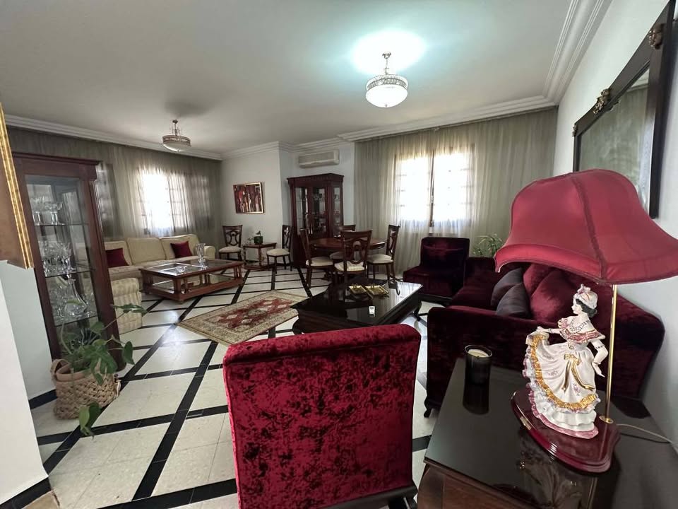 El Menzah&nbsp;El Menzah 9&nbsp;Vente&nbsp;Maisons&nbsp;Magnifique villa avec trois niveaux i � menzah 9