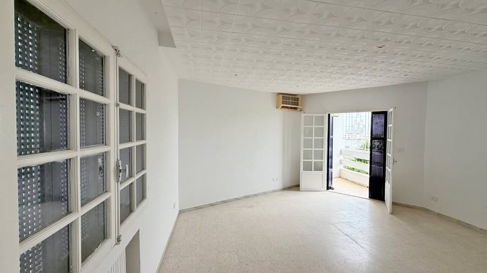 El Menzah&nbsp;El Manar 1&nbsp;Location&nbsp;Appart. 5 pi�ces+&nbsp;Magnifique triplex s5 � manar 1