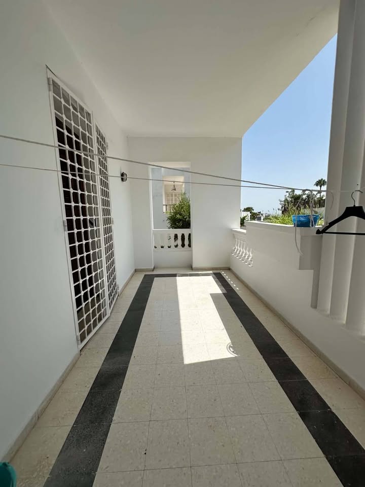 El Menzah&nbsp;El Menzah 9&nbsp;Vente&nbsp;Maisons&nbsp;Tres belle villa menzah 9b