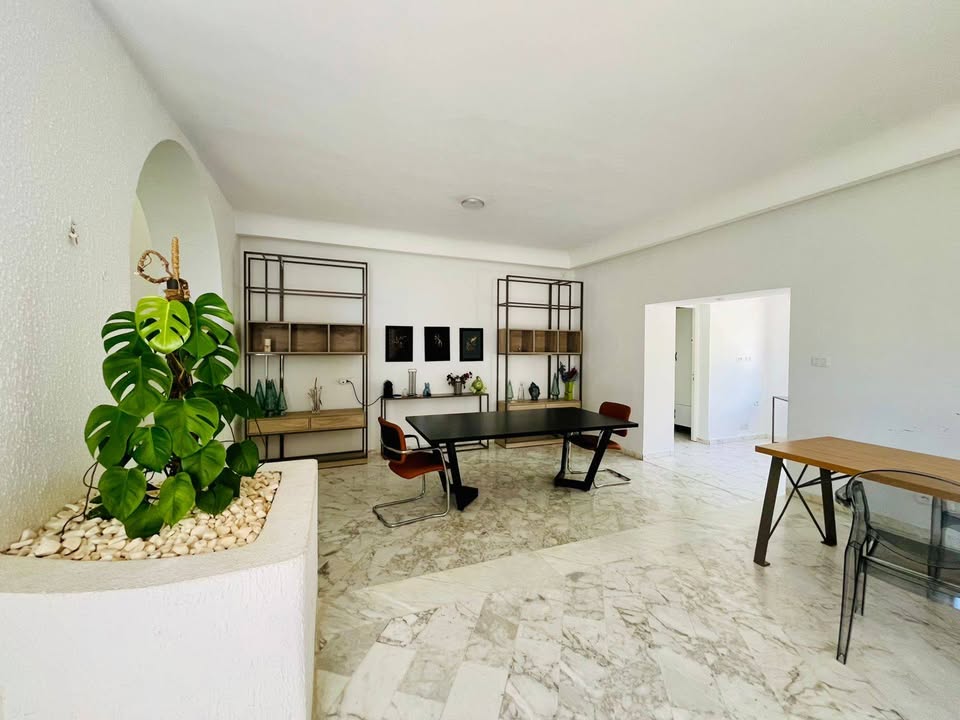 Ariana Ville&nbsp;El Menzah 6&nbsp;Vente&nbsp;Maisons&nbsp;Villa de standing � el menzah 6
