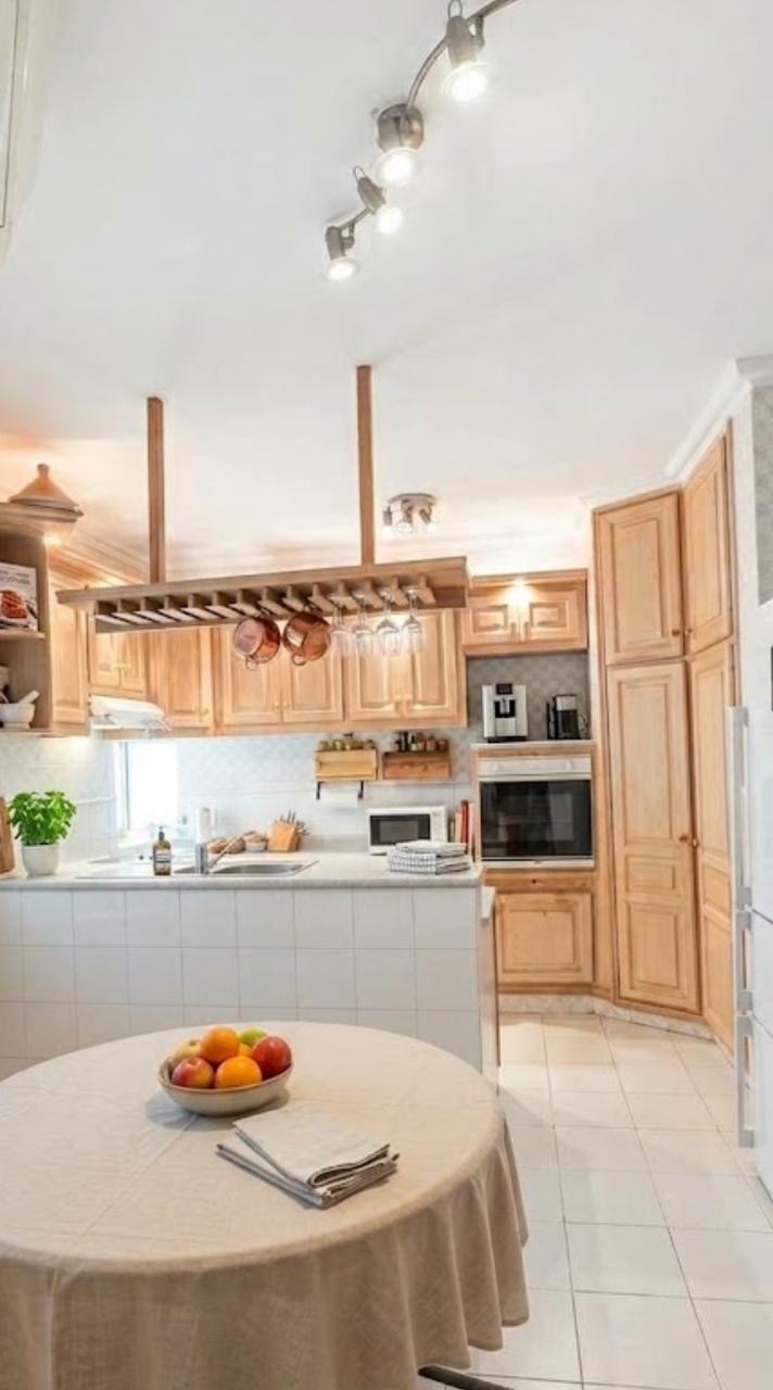 La Soukra&nbsp;Chotrana 3&nbsp;Location&nbsp;Appart. 3 pi�ces&nbsp;S 2 richement meubl� chotrana3