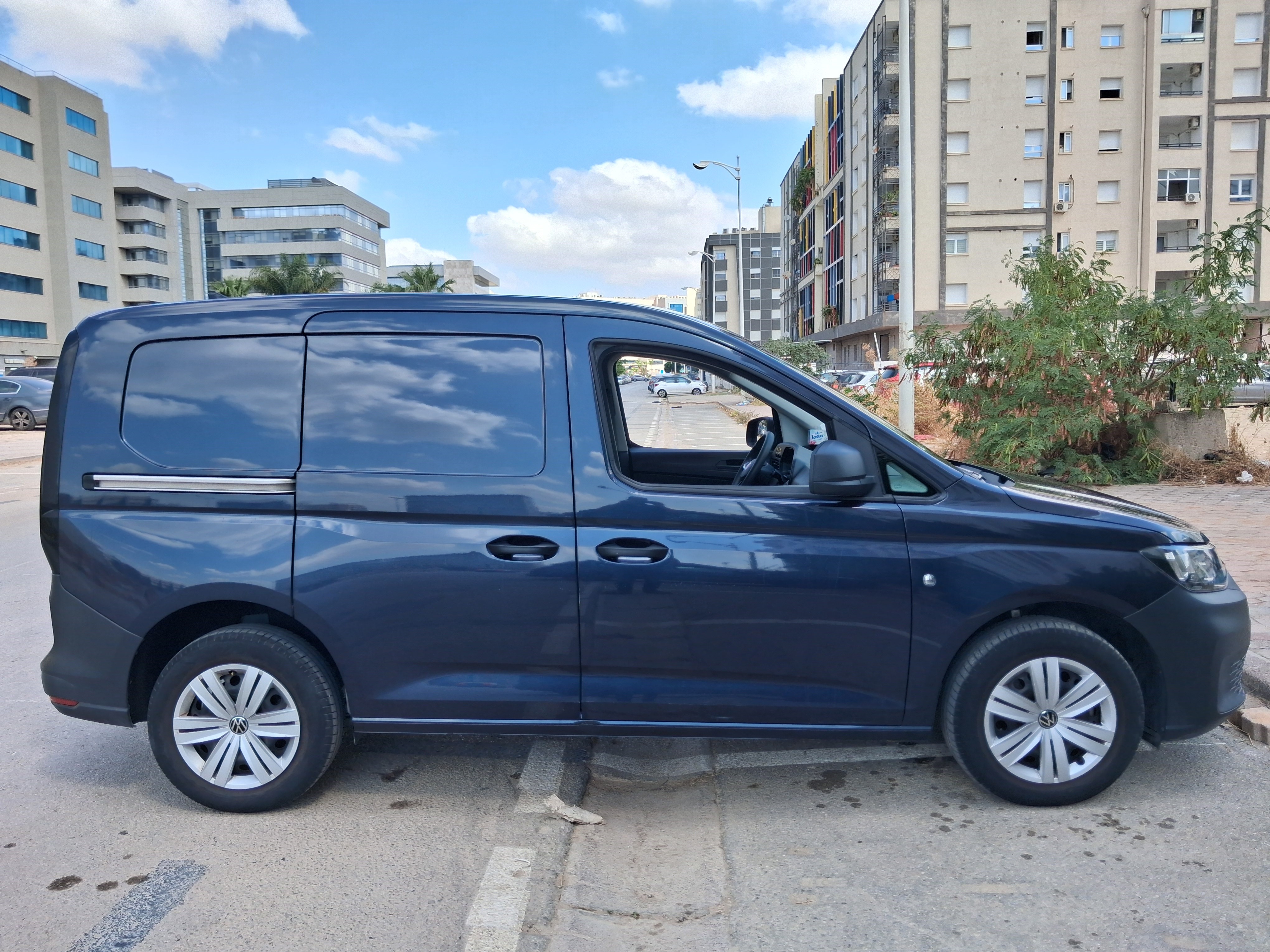 Cite El Khadra&nbsp;Zone urbaine nord&nbsp;Volkswagen&nbsp;Caddy&nbsp;Volkswagen caddy cargo business 2 l tdi