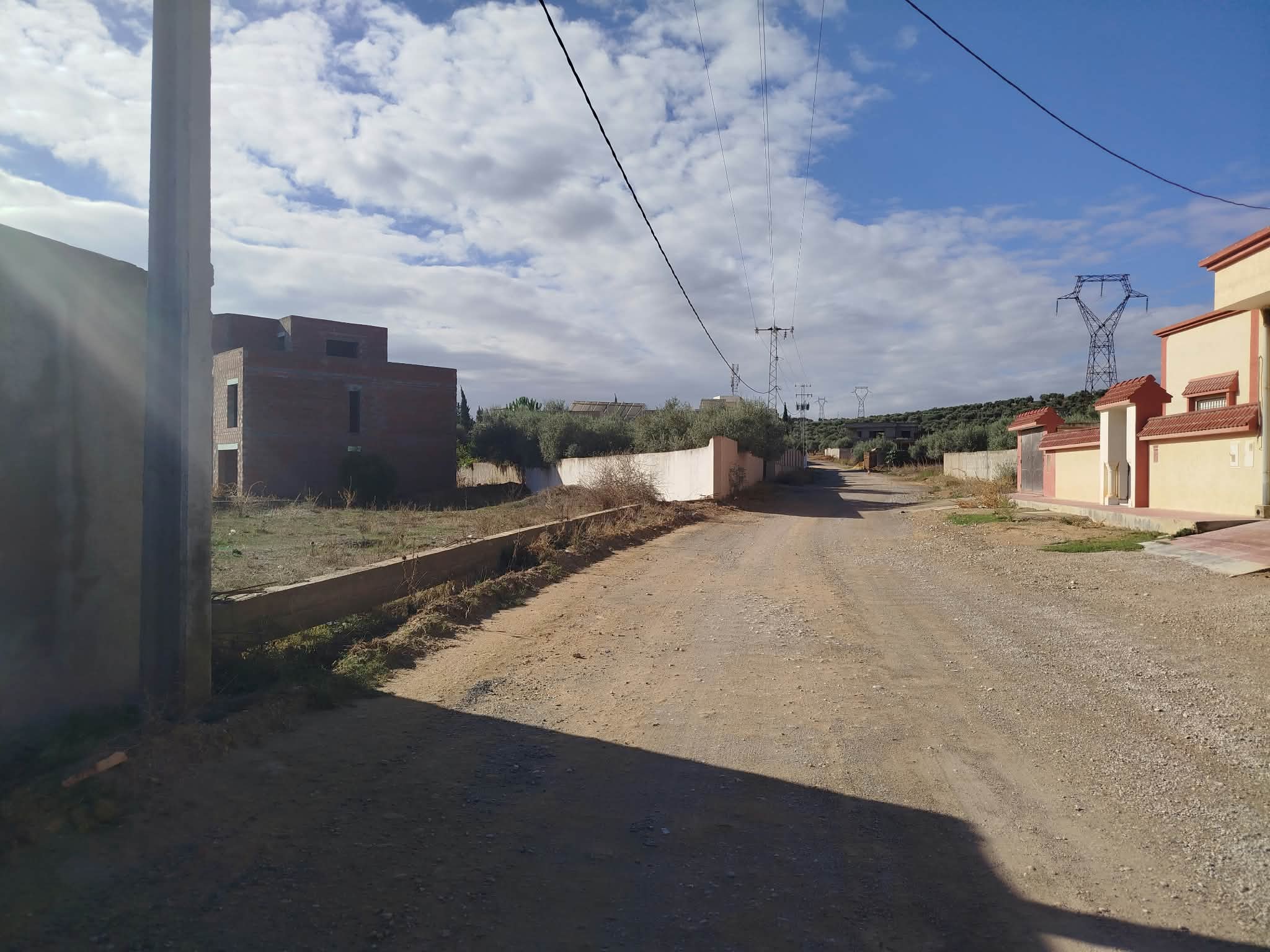 Mannouba&nbsp;La Mannouba&nbsp;Terrain&nbsp;Terrain nu&nbsp;Terrain de 1000m � sanhaja 3