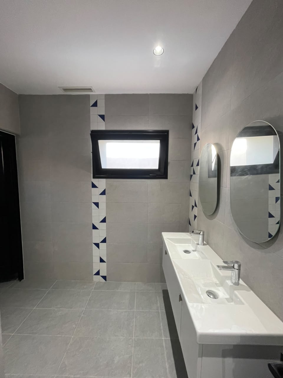Cite El Khadra&nbsp;Cite Jardins&nbsp;Bureaux & Commerces&nbsp;Bureau&nbsp;Immeuble r plus 2 � alain savary