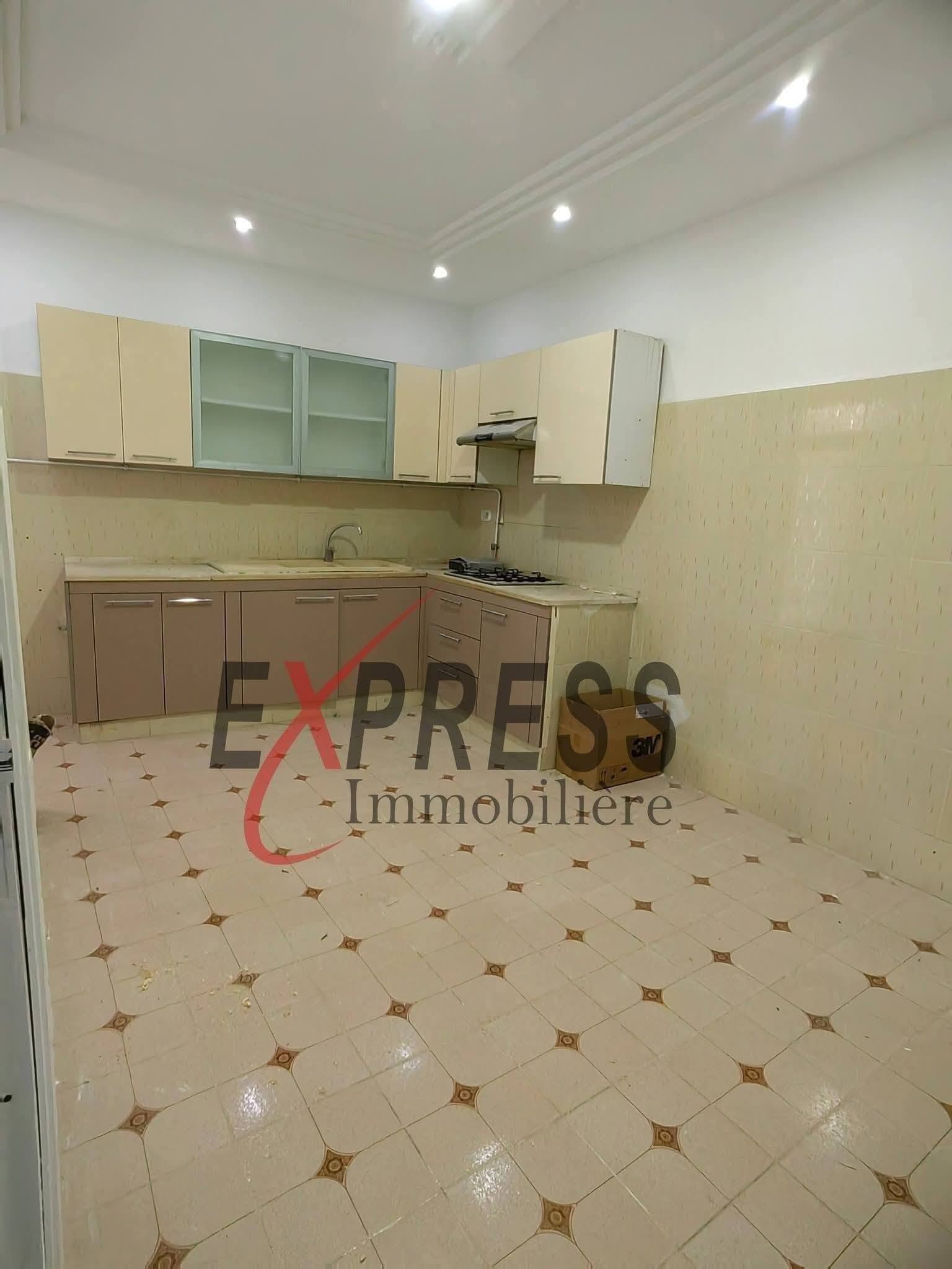 Mnihla&nbsp;Jardins d'el Menzah&nbsp;Location&nbsp;Maisons&nbsp;Rdc ind�pendant avec terrasse et jardin