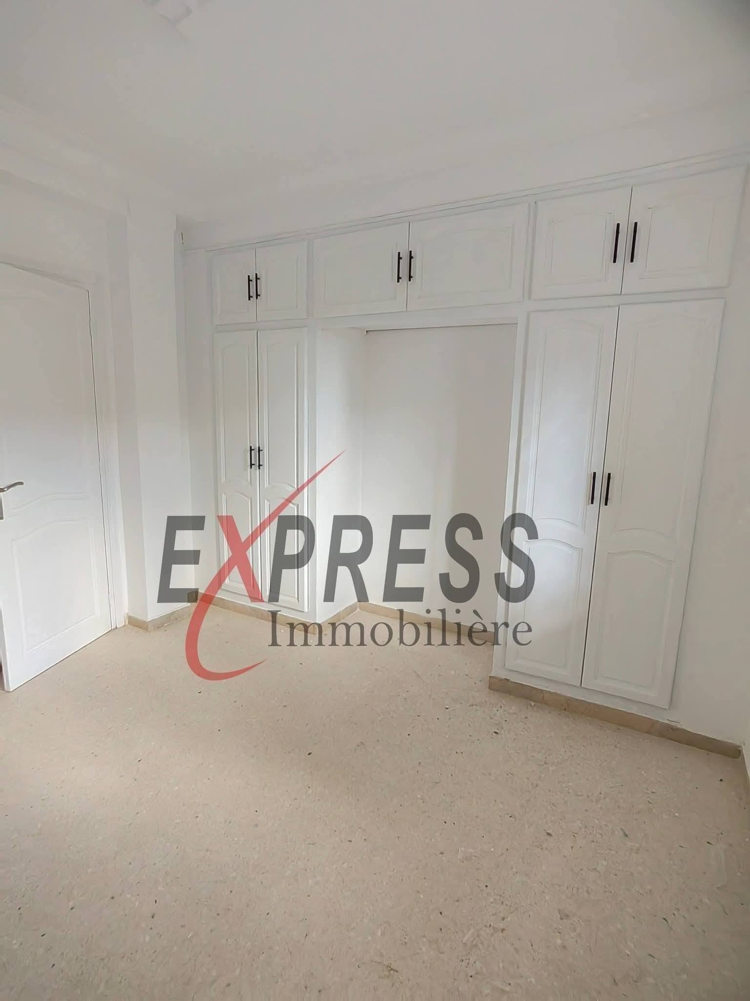 Mnihla&nbsp;Jardins d'el Menzah&nbsp;Location&nbsp;Maisons&nbsp;Rdc ind�pendant avec terrasse et jardin