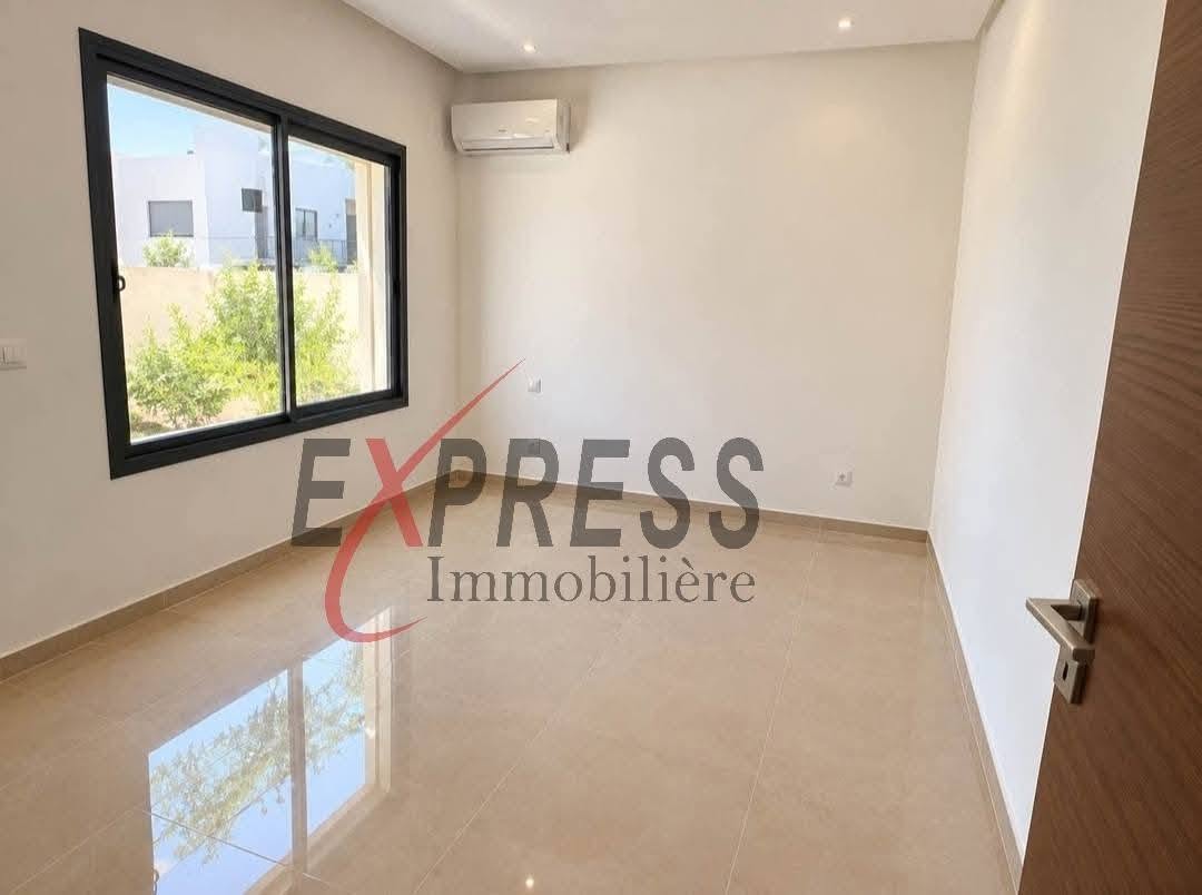 Ariana Ville&nbsp;Cite Ennasr 2&nbsp;Location&nbsp;Appart. 3 pi�ces&nbsp;Un appartement s2 avec jardin privatif