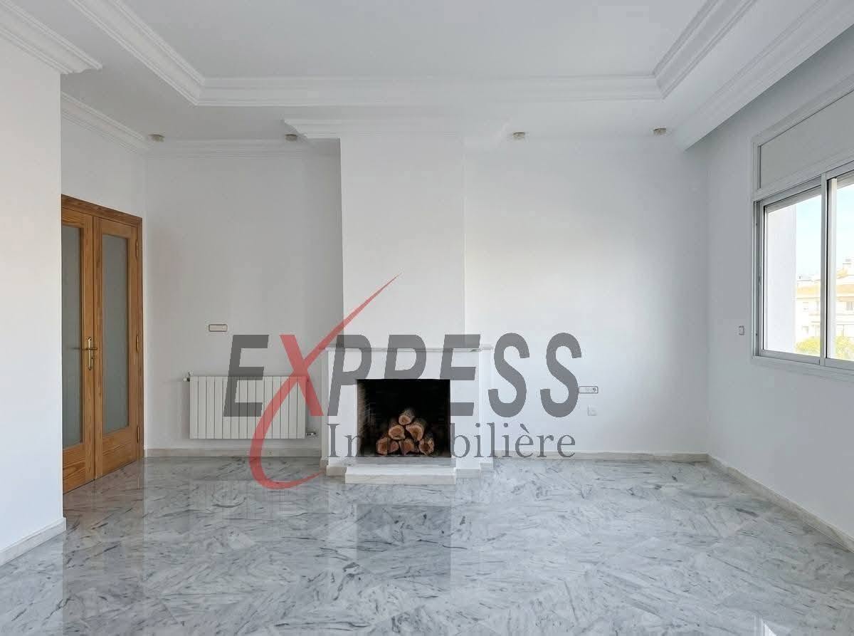 Mnihla&nbsp;Jardins d'el Menzah&nbsp;Location&nbsp;Maisons&nbsp;Un �tage d'une villa ind�pendant