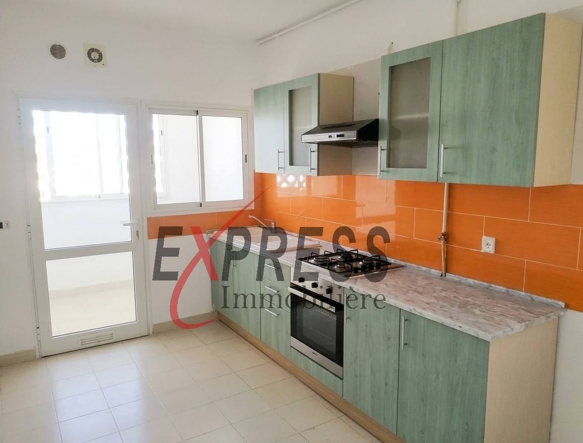 La Soukra&nbsp;La Soukra&nbsp;Location&nbsp;Appart. 3 pi�ces&nbsp;Appartement s2 avec place de parking sous sol