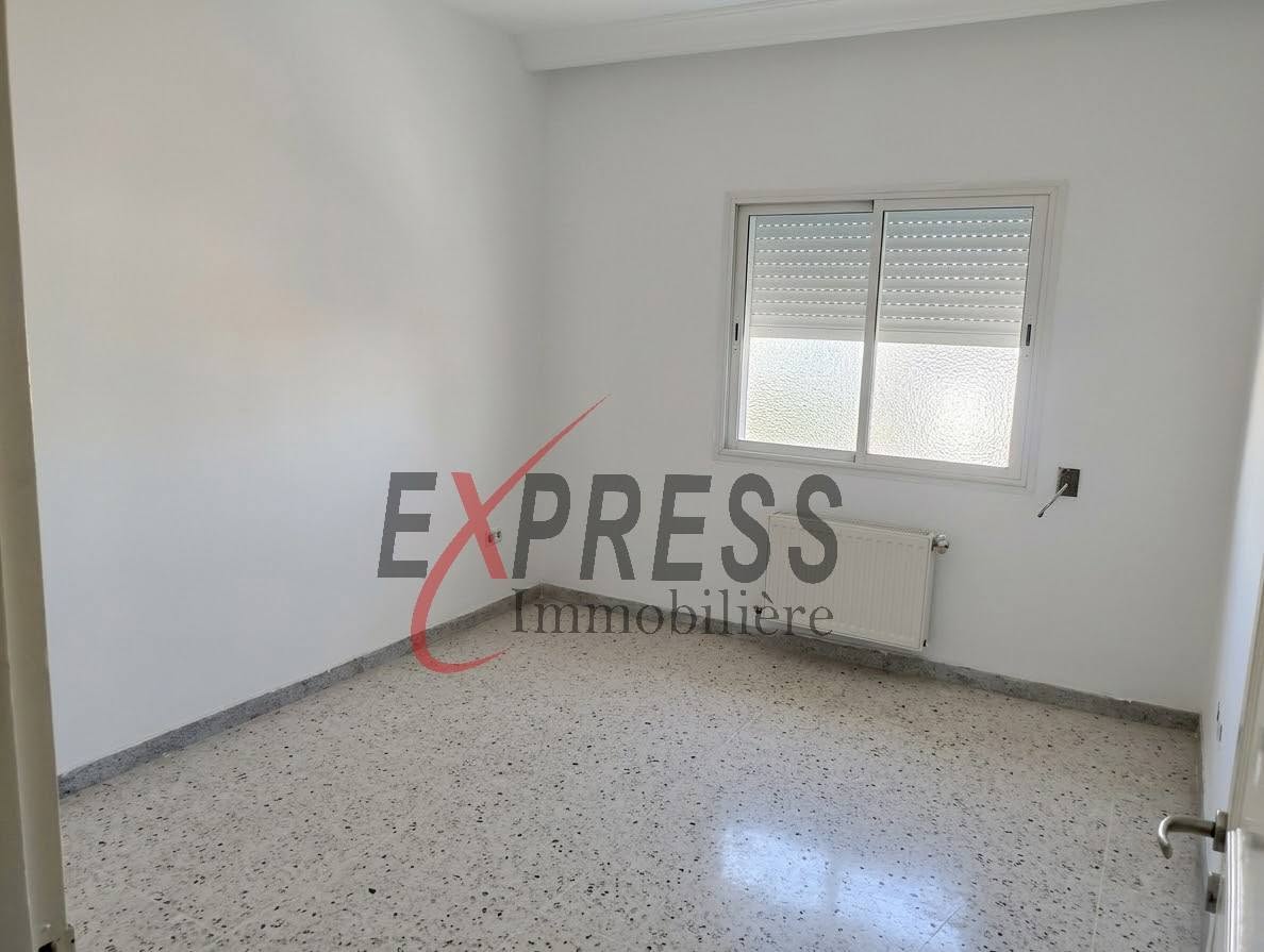 La Soukra&nbsp;La Soukra&nbsp;Location&nbsp;Appart. 3 pi�ces&nbsp;Appartement s2 avec place de parking sous sol