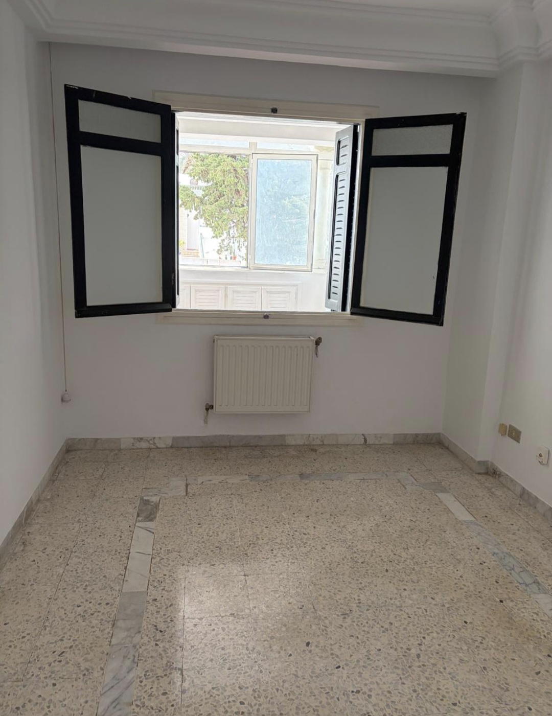 Ariana Ville&nbsp;El Menzah 8&nbsp;Location&nbsp;Appart. 4 pi�ces&nbsp;Appartement s plus 4 � menzah 8