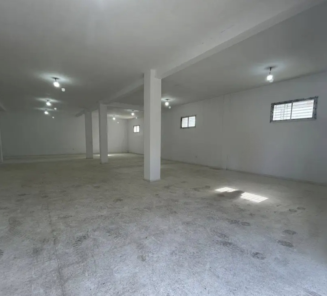 La Soukra&nbsp;La Soukra&nbsp;Location&nbsp;Surfaces&nbsp;D�p�t � soukra 370m