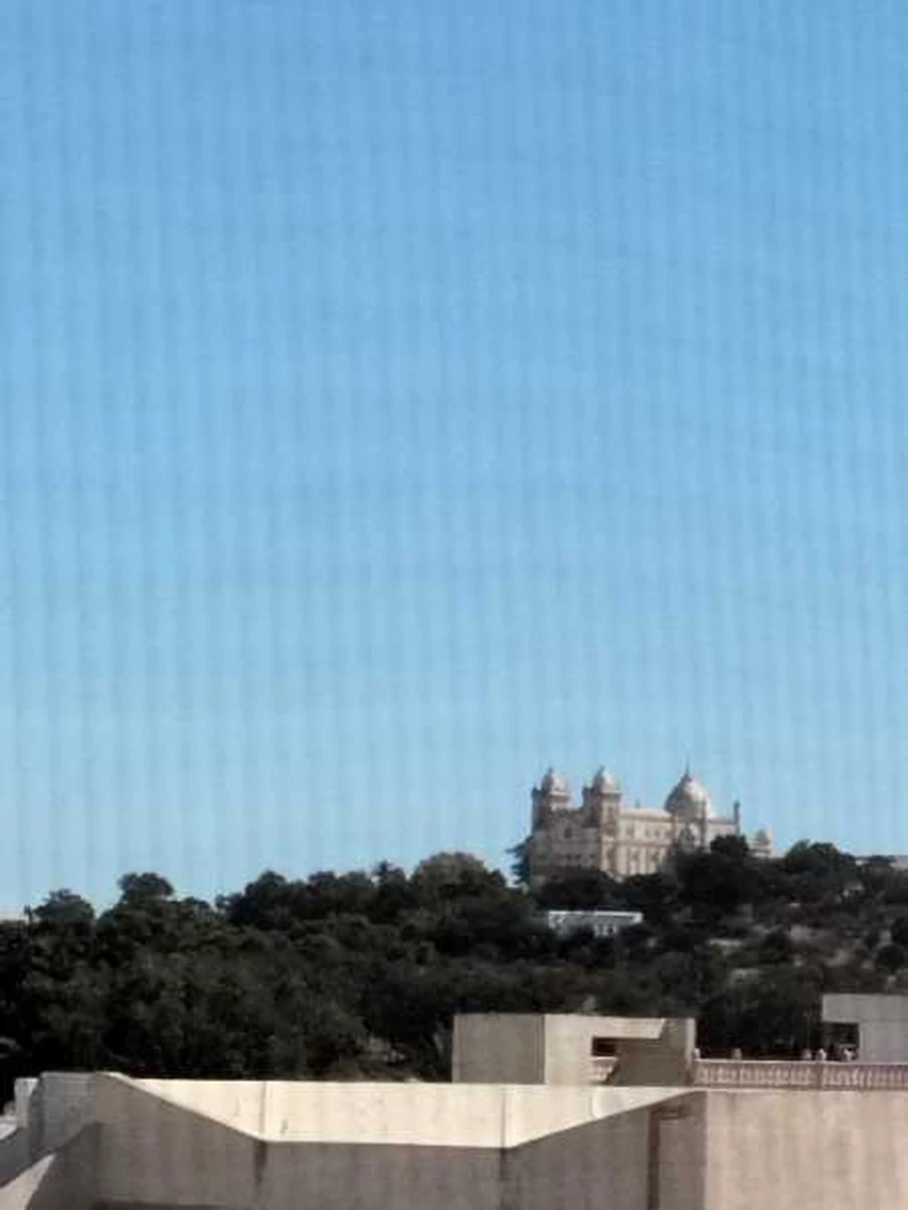Carthage&nbsp;Cite Mohamed Ali&nbsp;Location&nbsp;Appart. 2 pi�ces&nbsp;S2 vide et place parking