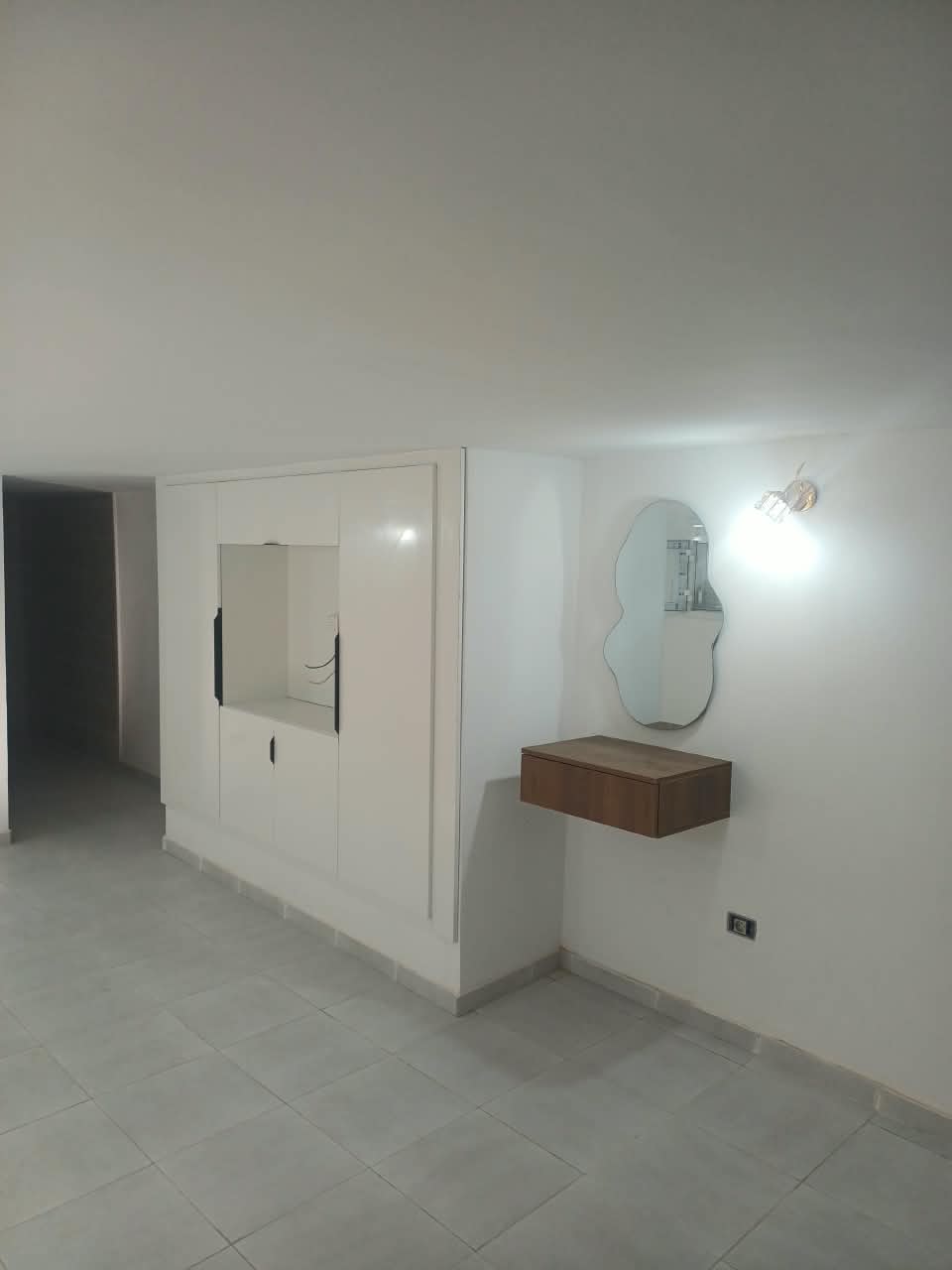 Megrine&nbsp;Megrine Coteau&nbsp;Location&nbsp;Autre&nbsp;Studio m�grine coteau