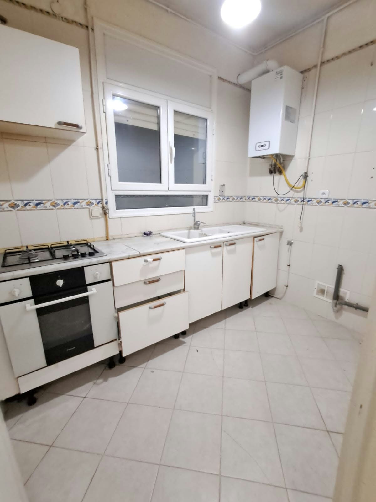 Ariana Ville&nbsp;Cite Ennasr 2&nbsp;Vente&nbsp;Appart. 2 pi�ces&nbsp;Ennasr 2 appt s1 avec terrasse